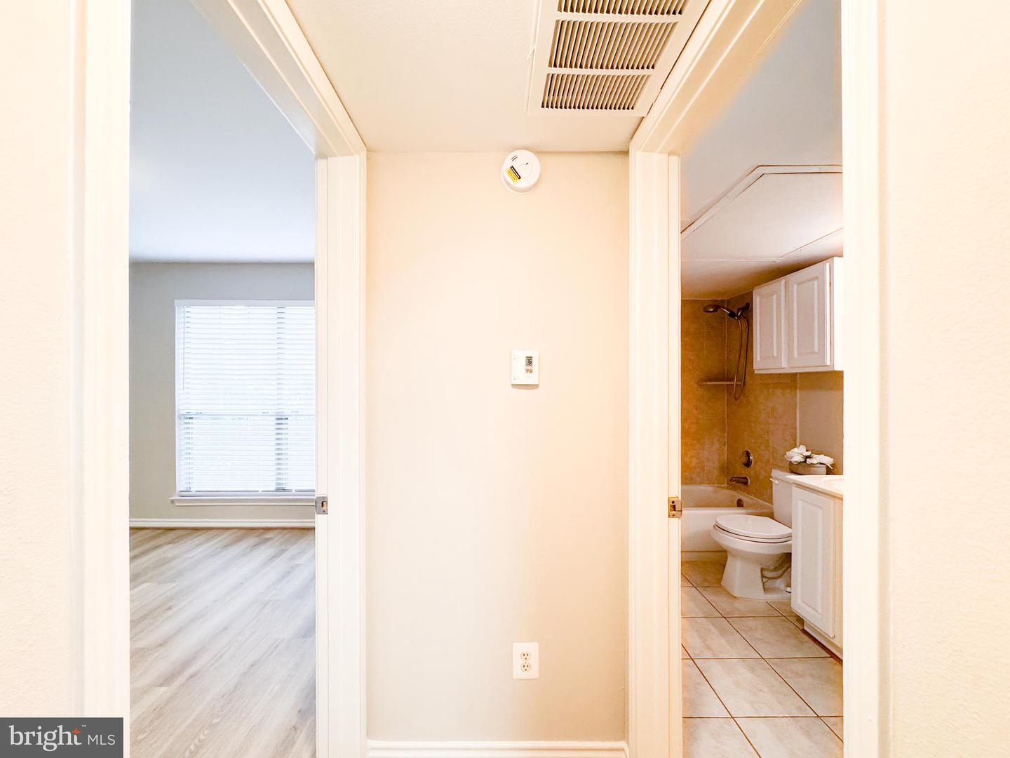12159 PENDERVIEW TER #931, FAIRFAX, Virginia 22033, 1 Bedroom Bedrooms, ,1 BathroomBathrooms,Residential,For sale,12159 PENDERVIEW TER #931,VAFX2259652 MLS # VAFX2259652