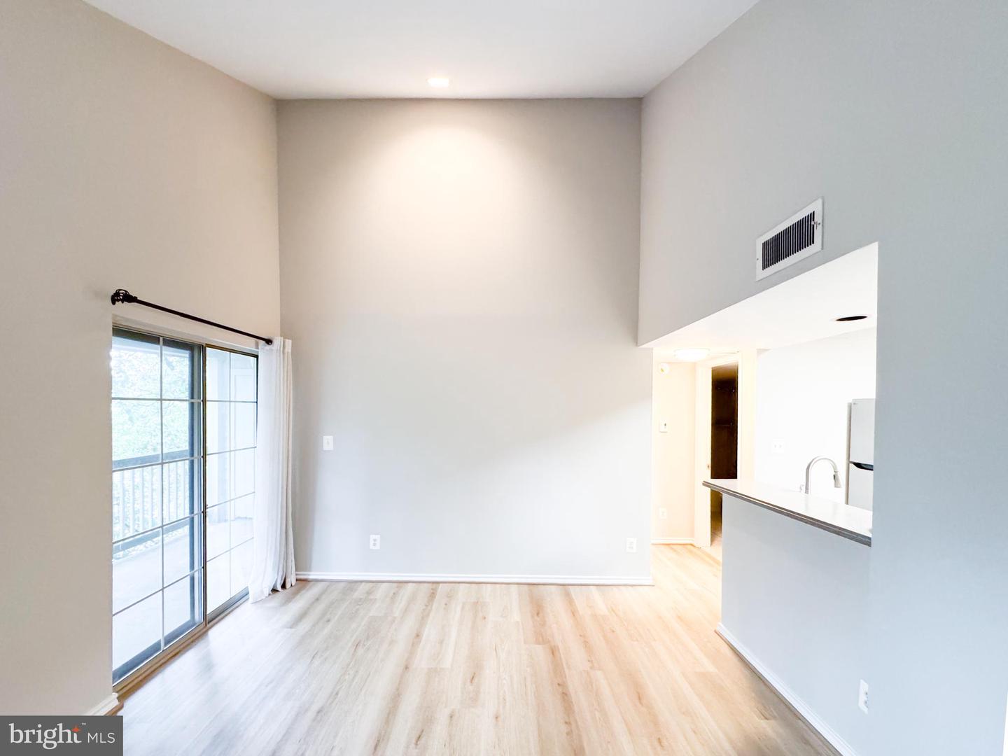 12159 PENDERVIEW TER #931, FAIRFAX, Virginia 22033, 1 Bedroom Bedrooms, ,1 BathroomBathrooms,Residential,For sale,12159 PENDERVIEW TER #931,VAFX2259652 MLS # VAFX2259652