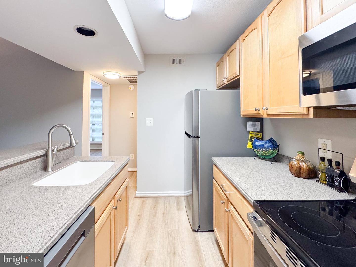 12159 PENDERVIEW TER #931, FAIRFAX, Virginia 22033, 1 Bedroom Bedrooms, ,1 BathroomBathrooms,Residential,For sale,12159 PENDERVIEW TER #931,VAFX2259652 MLS # VAFX2259652