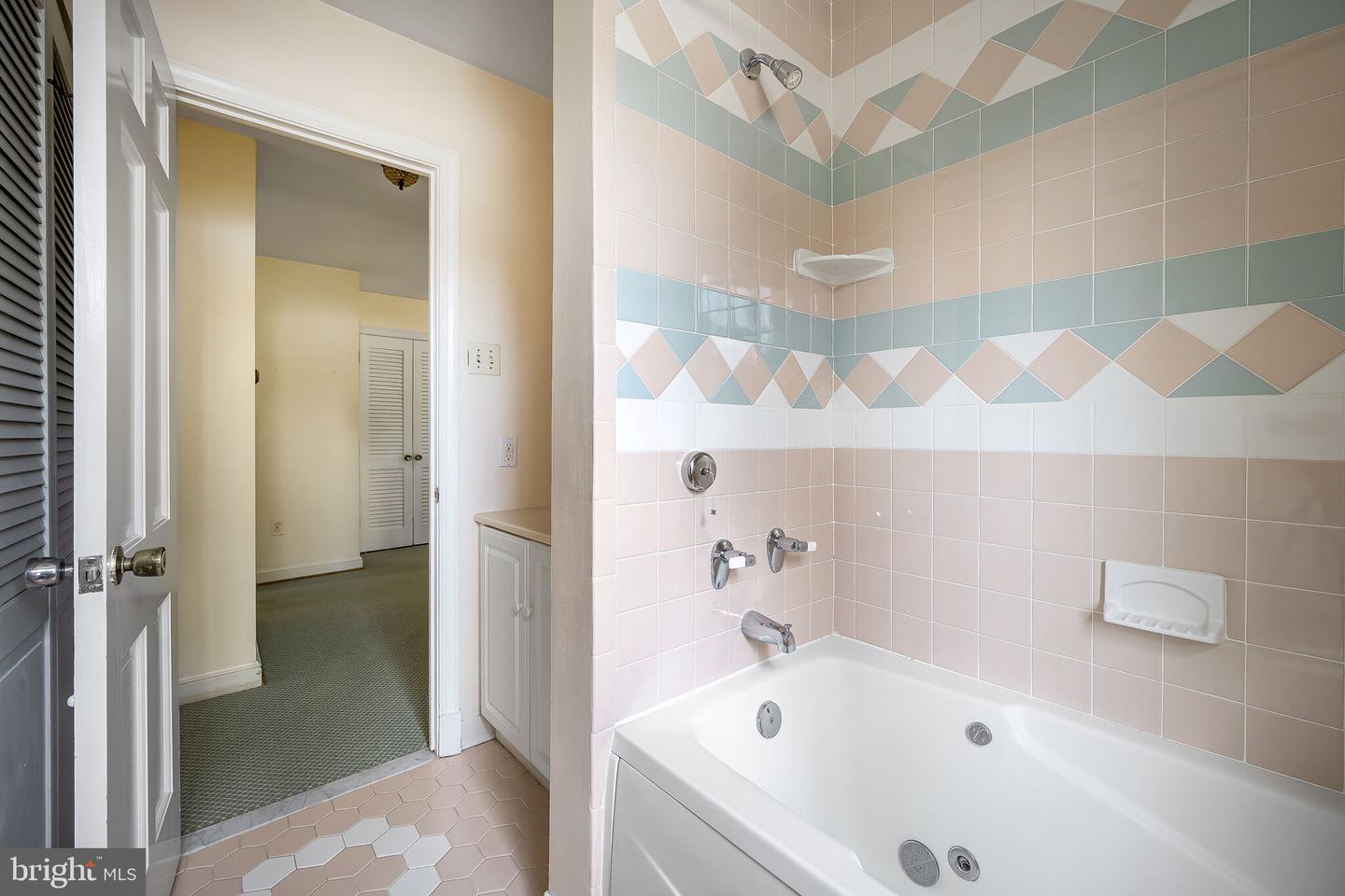 4846 VAN NESS ST NW, WASHINGTON, District Of Columbia 20016, 5 Bedrooms Bedrooms, ,4 BathroomsBathrooms,Residential,For sale,4846 VAN NESS ST NW,DCDC2213948 MLS # DCDC2213948