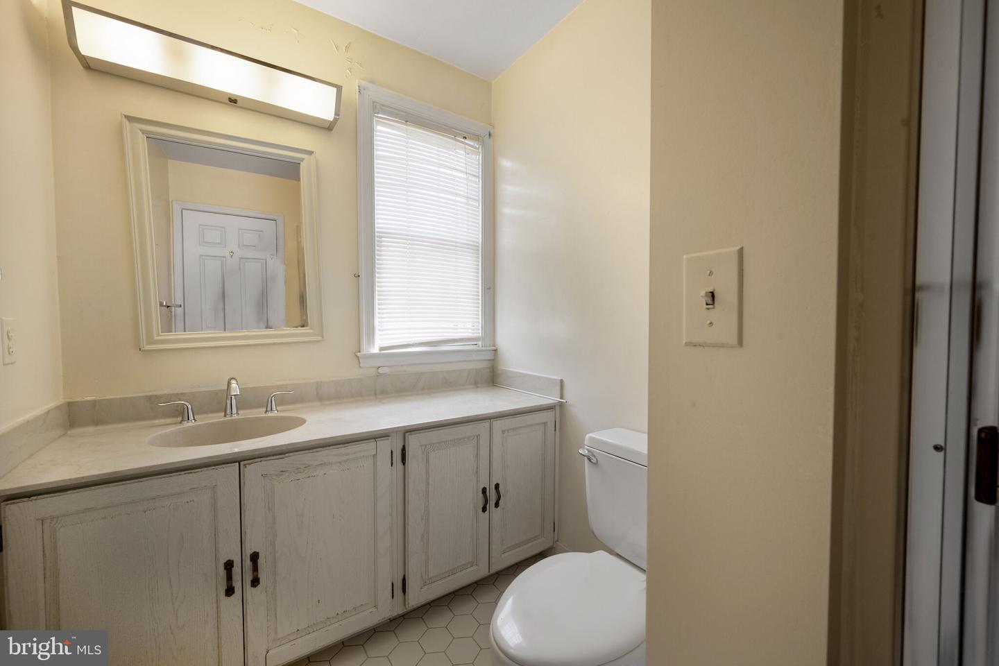 4846 VAN NESS ST NW, WASHINGTON, District Of Columbia 20016, 5 Bedrooms Bedrooms, ,4 BathroomsBathrooms,Residential,For sale,4846 VAN NESS ST NW,DCDC2213948 MLS # DCDC2213948