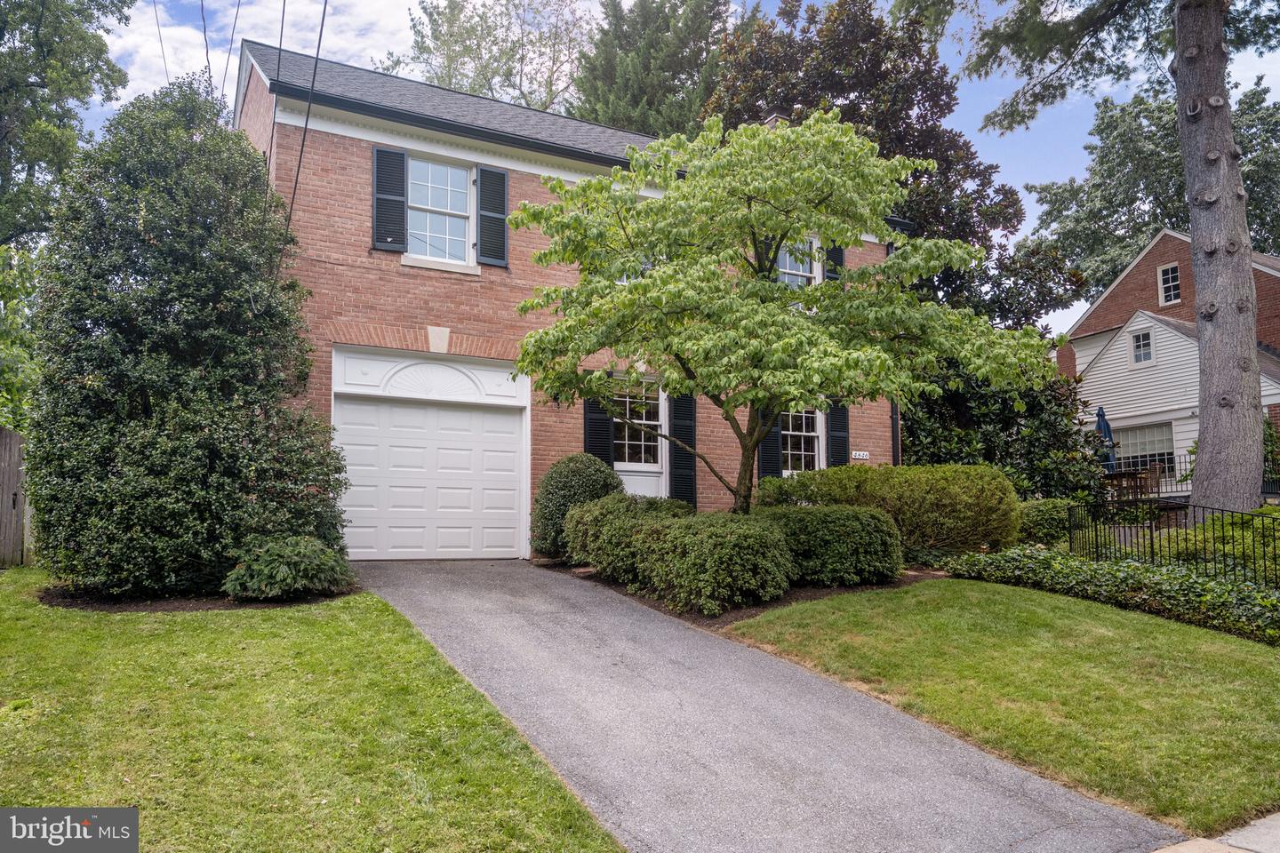 4846 VAN NESS ST NW, WASHINGTON, District Of Columbia 20016, 5 Bedrooms Bedrooms, ,4 BathroomsBathrooms,Residential,For sale,4846 VAN NESS ST NW,DCDC2213948 MLS # DCDC2213948
