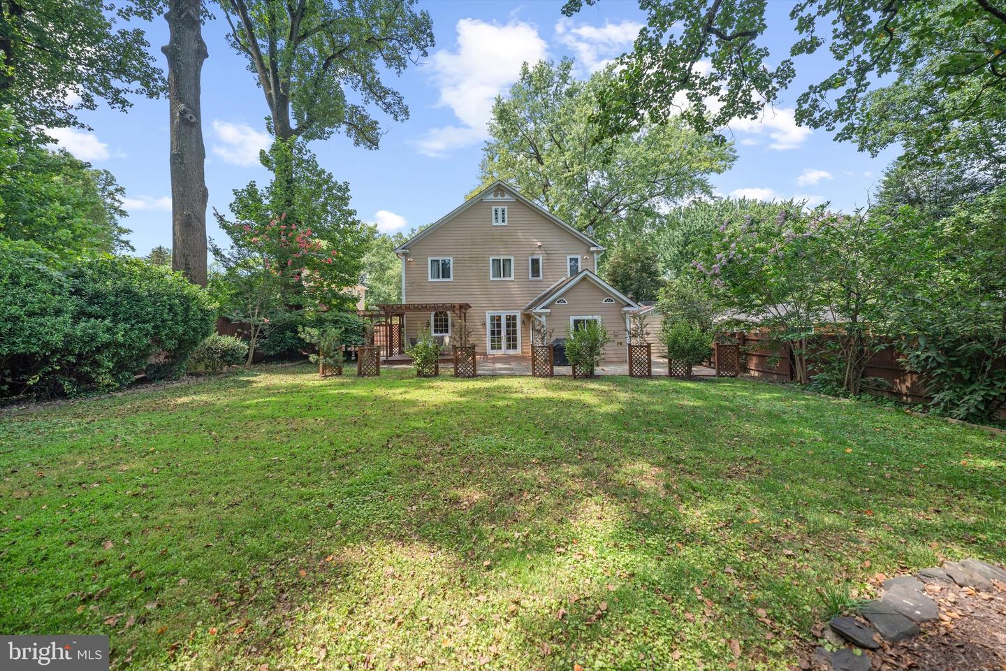 2131 GRAYSON PL, FALLS CHURCH, Virginia 22043, 5 Bedrooms Bedrooms, ,3 BathroomsBathrooms,Residential,For sale,2131 GRAYSON PL,VAFX2259784 MLS # VAFX2259784