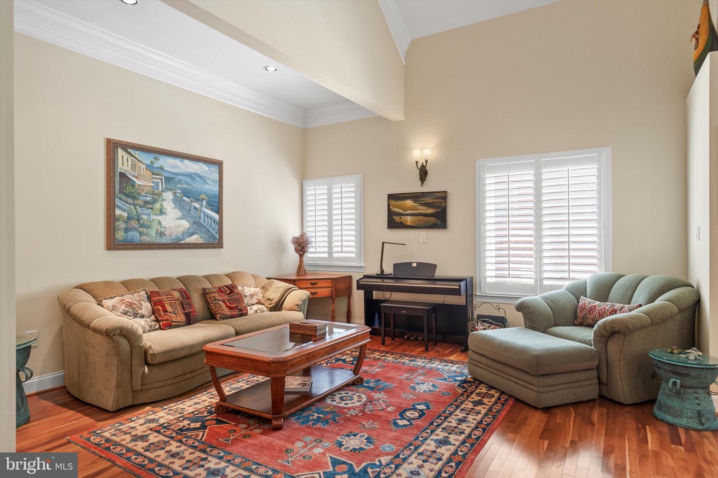 2131 GRAYSON PL, FALLS CHURCH, Virginia 22043, 5 Bedrooms Bedrooms, ,3 BathroomsBathrooms,Residential,For sale,2131 GRAYSON PL,VAFX2259784 MLS # VAFX2259784