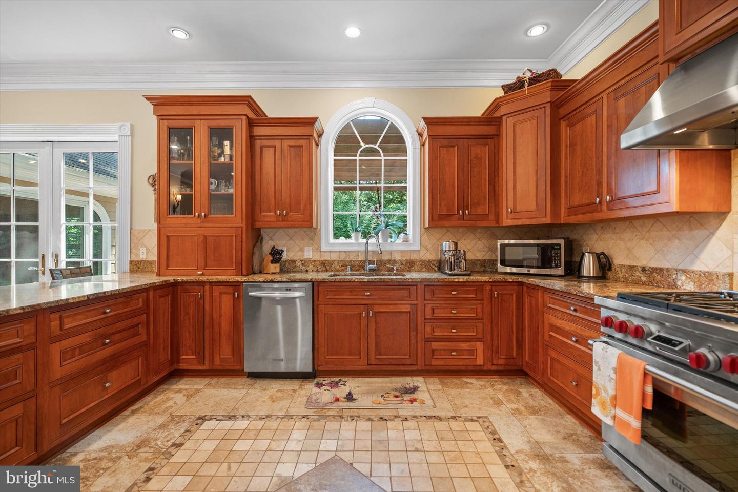 2131 GRAYSON PL, FALLS CHURCH, Virginia 22043, 5 Bedrooms Bedrooms, ,3 BathroomsBathrooms,Residential,For sale,2131 GRAYSON PL,VAFX2259784 MLS # VAFX2259784