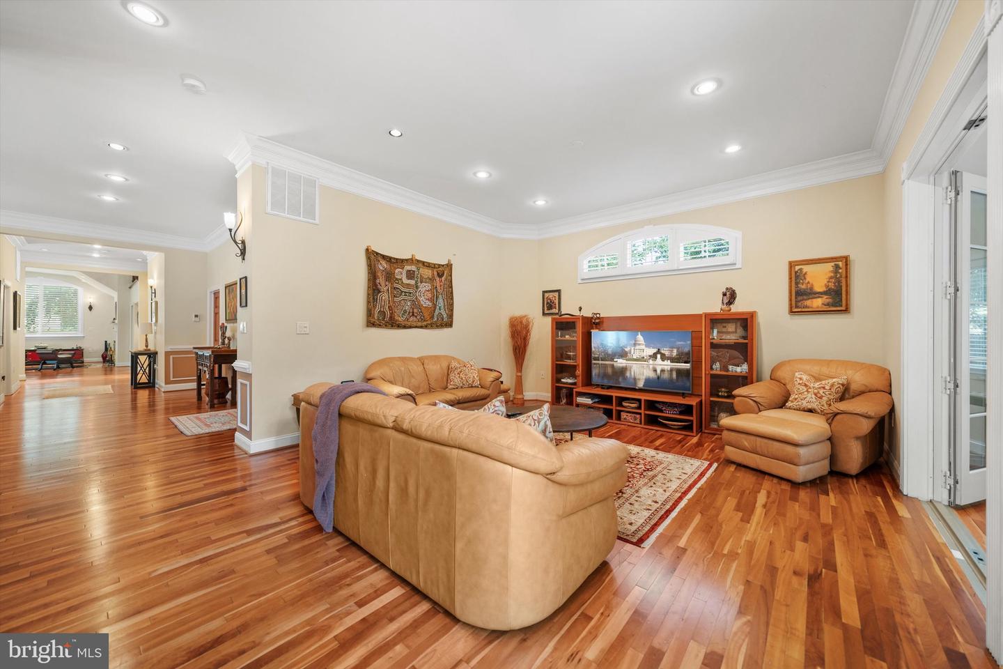 2131 GRAYSON PL, FALLS CHURCH, Virginia 22043, 5 Bedrooms Bedrooms, ,3 BathroomsBathrooms,Residential,For sale,2131 GRAYSON PL,VAFX2259784 MLS # VAFX2259784