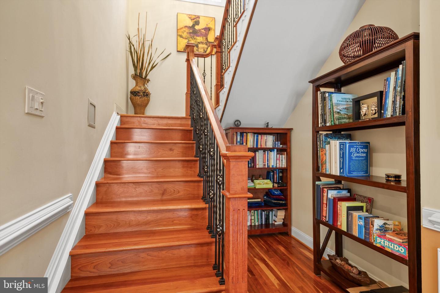 2131 GRAYSON PL, FALLS CHURCH, Virginia 22043, 5 Bedrooms Bedrooms, ,3 BathroomsBathrooms,Residential,For sale,2131 GRAYSON PL,VAFX2259784 MLS # VAFX2259784