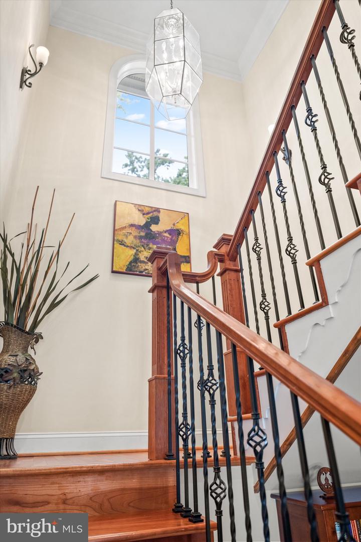 2131 GRAYSON PL, FALLS CHURCH, Virginia 22043, 5 Bedrooms Bedrooms, ,3 BathroomsBathrooms,Residential,For sale,2131 GRAYSON PL,VAFX2259784 MLS # VAFX2259784