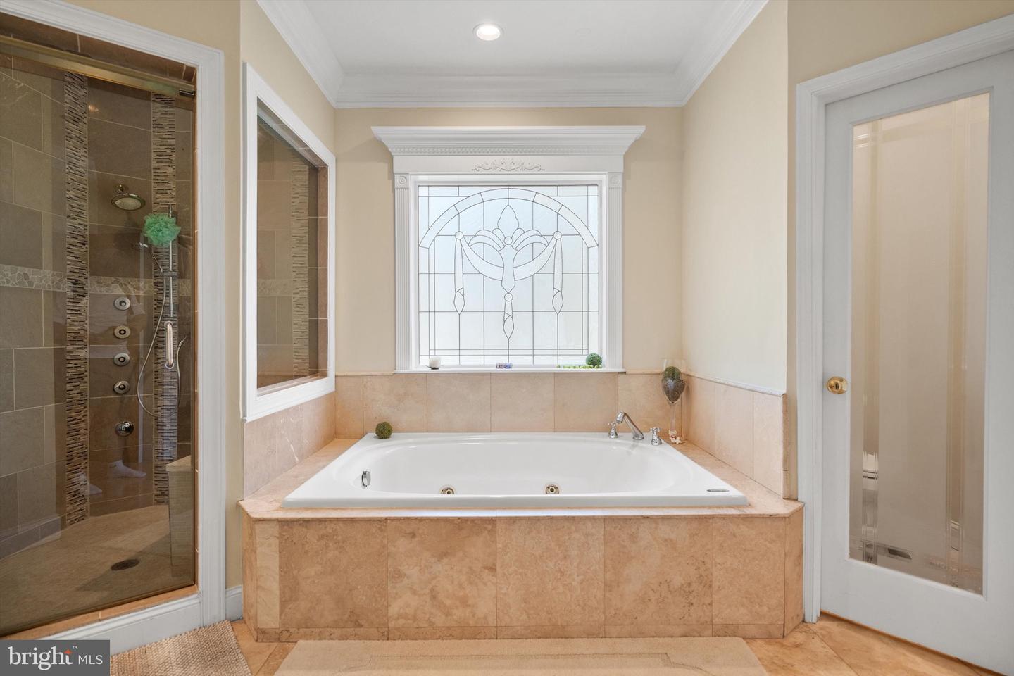 2131 GRAYSON PL, FALLS CHURCH, Virginia 22043, 5 Bedrooms Bedrooms, ,3 BathroomsBathrooms,Residential,For sale,2131 GRAYSON PL,VAFX2259784 MLS # VAFX2259784
