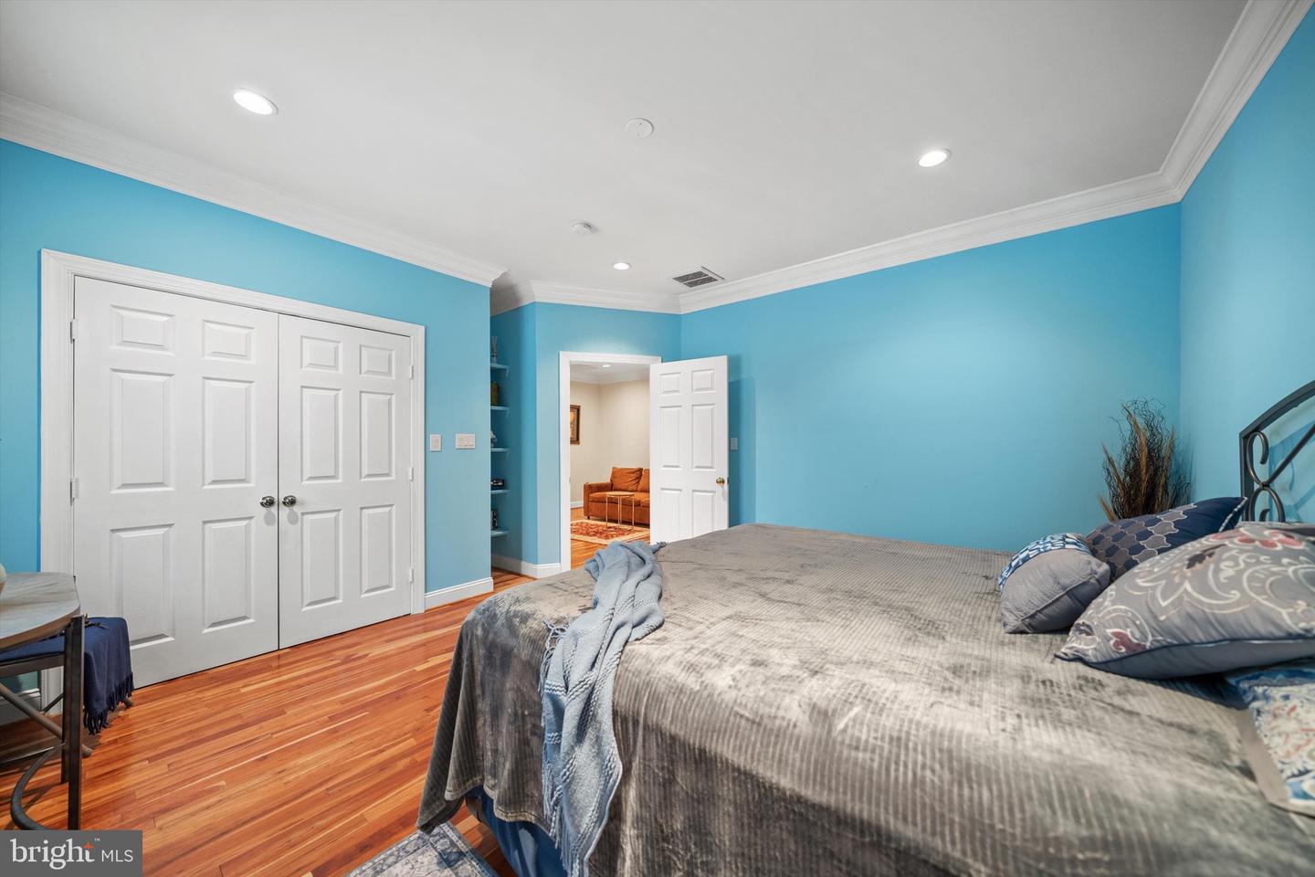 2131 GRAYSON PL, FALLS CHURCH, Virginia 22043, 5 Bedrooms Bedrooms, ,3 BathroomsBathrooms,Residential,For sale,2131 GRAYSON PL,VAFX2259784 MLS # VAFX2259784
