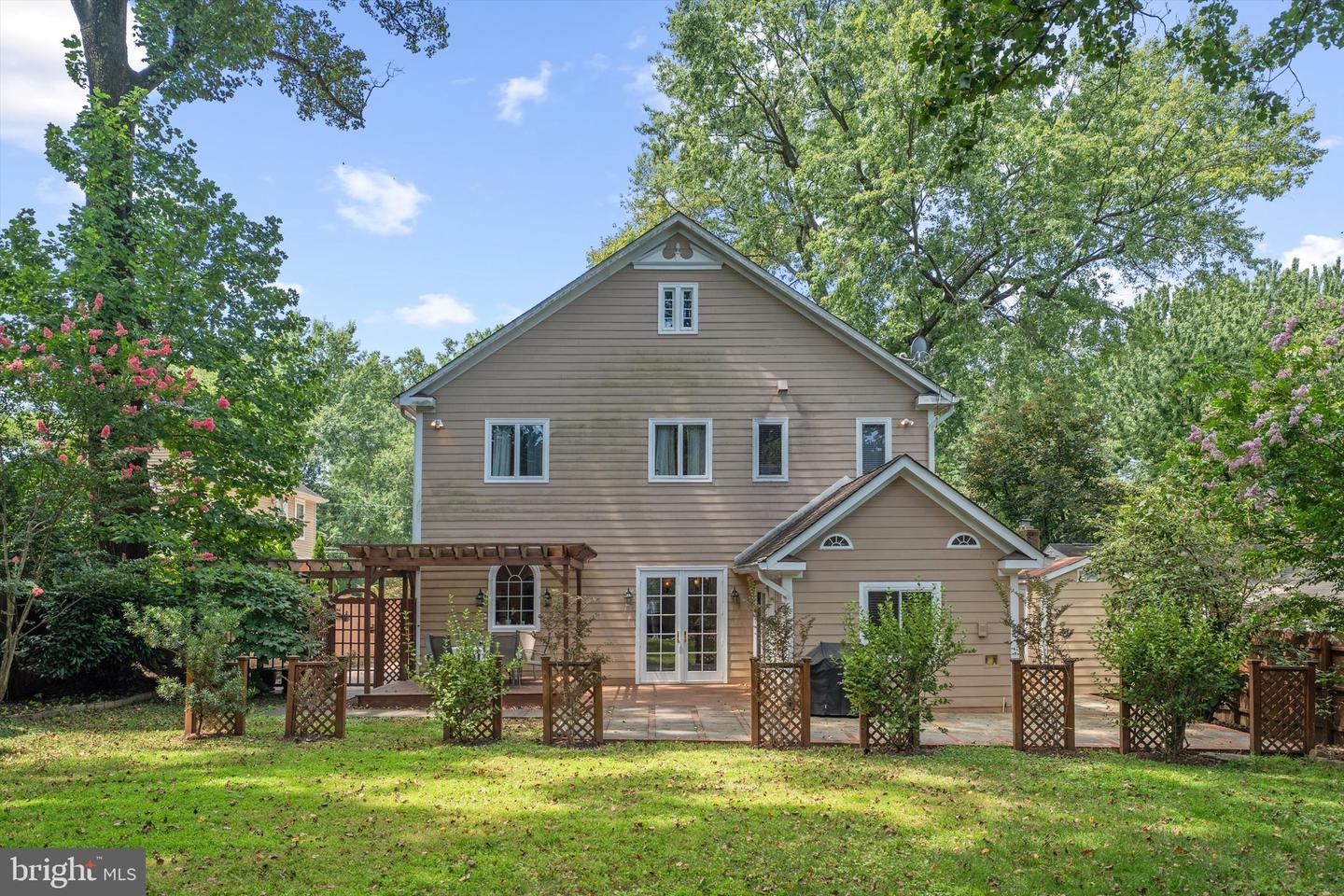 2131 GRAYSON PL, FALLS CHURCH, Virginia 22043, 5 Bedrooms Bedrooms, ,3 BathroomsBathrooms,Residential,For sale,2131 GRAYSON PL,VAFX2259784 MLS # VAFX2259784