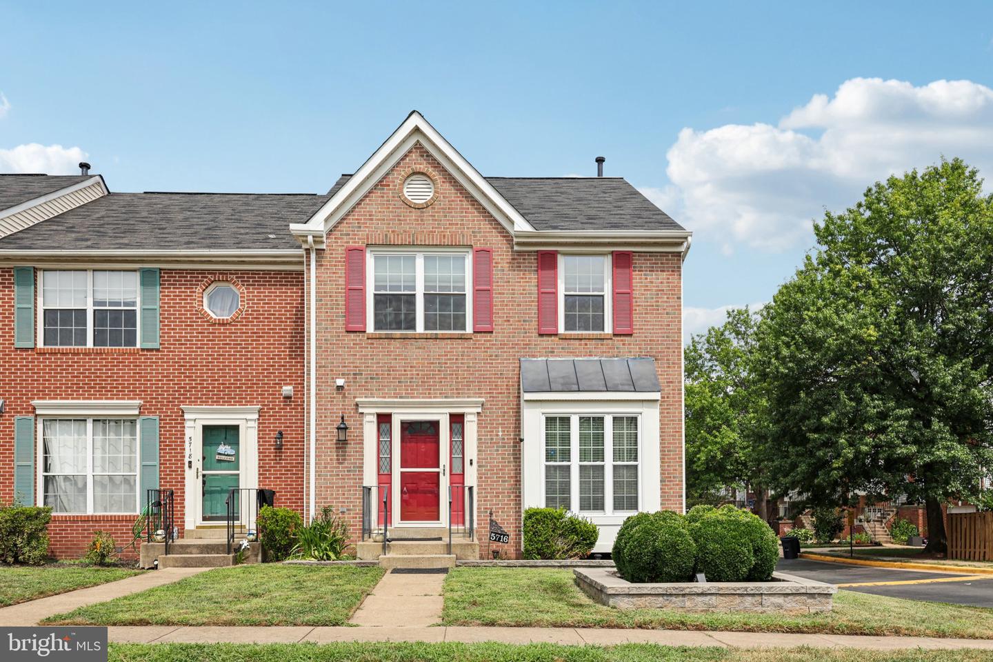 5716 BELCHER FARM DR, CENTREVILLE, Virginia 20120, 3 Bedrooms Bedrooms, ,2 BathroomsBathrooms,Residential,For sale,5716 BELCHER FARM DR,VAFX2259848 MLS # VAFX2259848