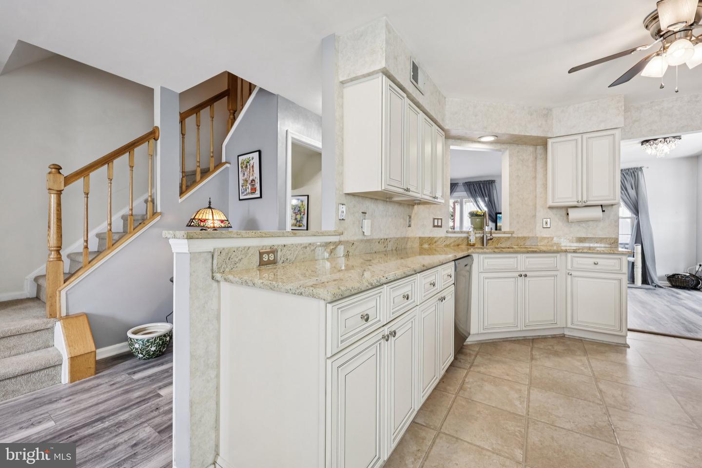 5716 BELCHER FARM DR, CENTREVILLE, Virginia 20120, 3 Bedrooms Bedrooms, ,2 BathroomsBathrooms,Residential,For sale,5716 BELCHER FARM DR,VAFX2259848 MLS # VAFX2259848
