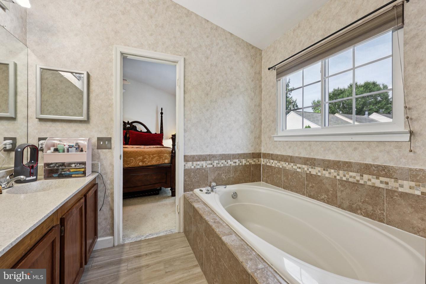 5716 BELCHER FARM DR, CENTREVILLE, Virginia 20120, 3 Bedrooms Bedrooms, ,2 BathroomsBathrooms,Residential,For sale,5716 BELCHER FARM DR,VAFX2259848 MLS # VAFX2259848