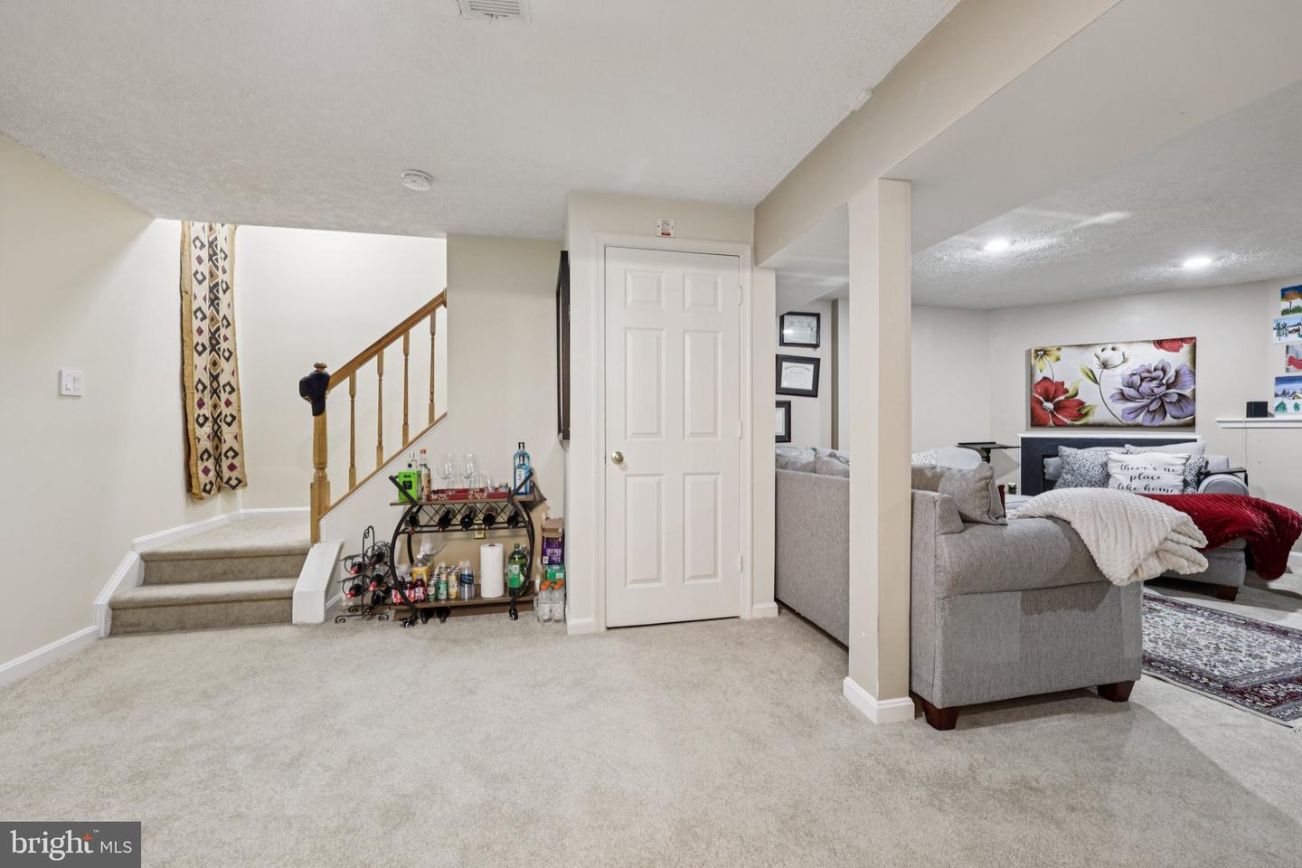5716 BELCHER FARM DR, CENTREVILLE, Virginia 20120, 3 Bedrooms Bedrooms, ,2 BathroomsBathrooms,Residential,For sale,5716 BELCHER FARM DR,VAFX2259848 MLS # VAFX2259848
