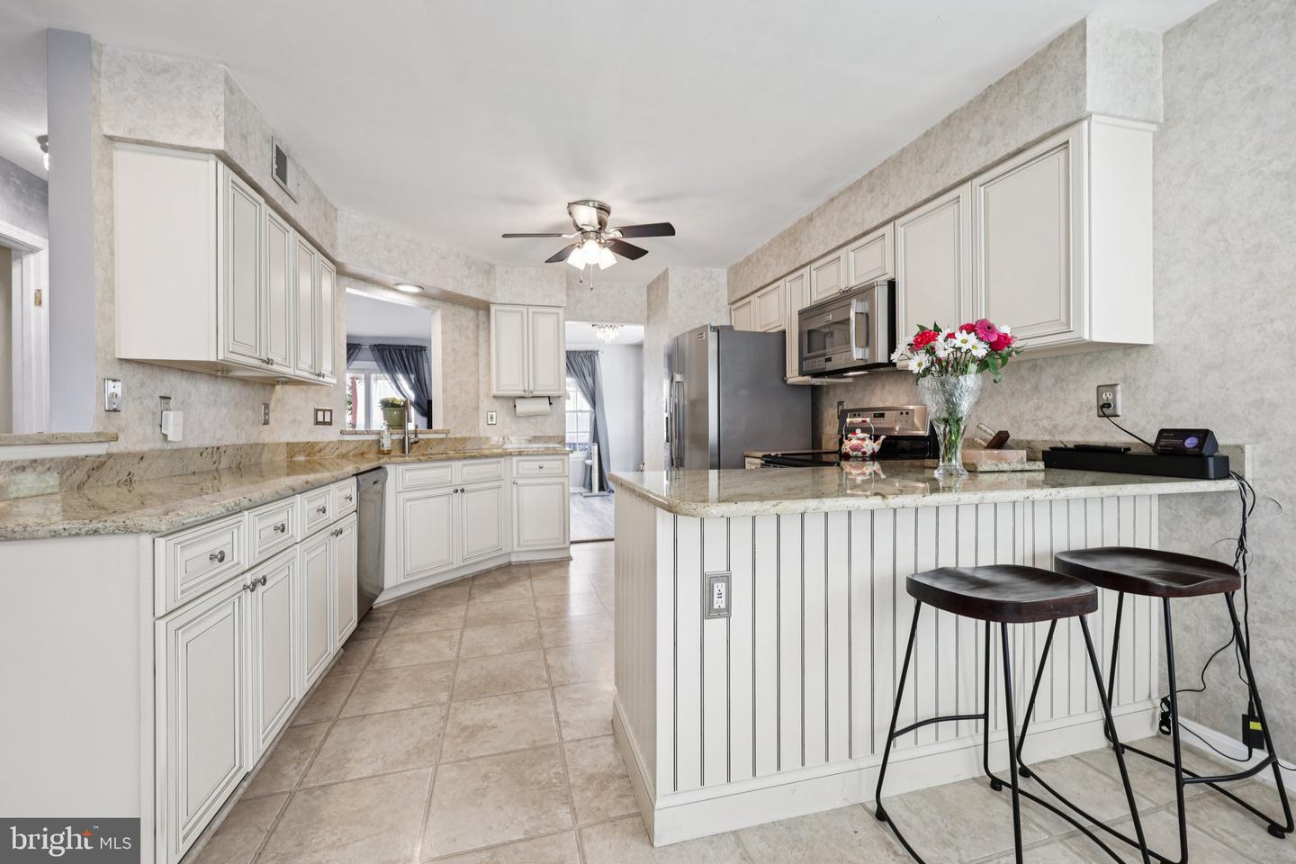5716 BELCHER FARM DR, CENTREVILLE, Virginia 20120, 3 Bedrooms Bedrooms, ,2 BathroomsBathrooms,Residential,For sale,5716 BELCHER FARM DR,VAFX2259848 MLS # VAFX2259848