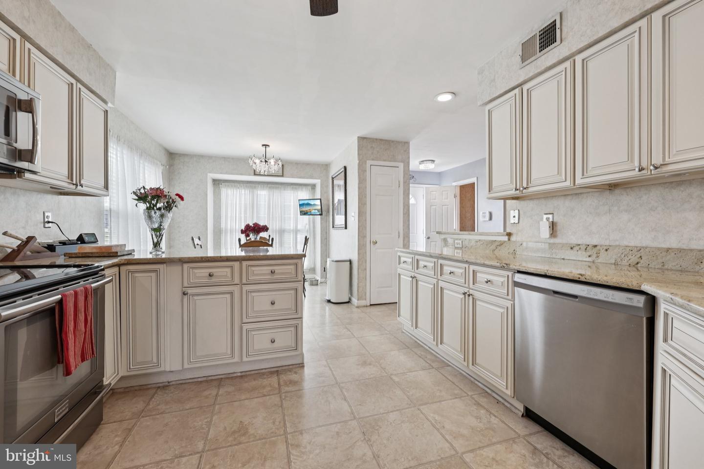 5716 BELCHER FARM DR, CENTREVILLE, Virginia 20120, 3 Bedrooms Bedrooms, ,2 BathroomsBathrooms,Residential,For sale,5716 BELCHER FARM DR,VAFX2259848 MLS # VAFX2259848
