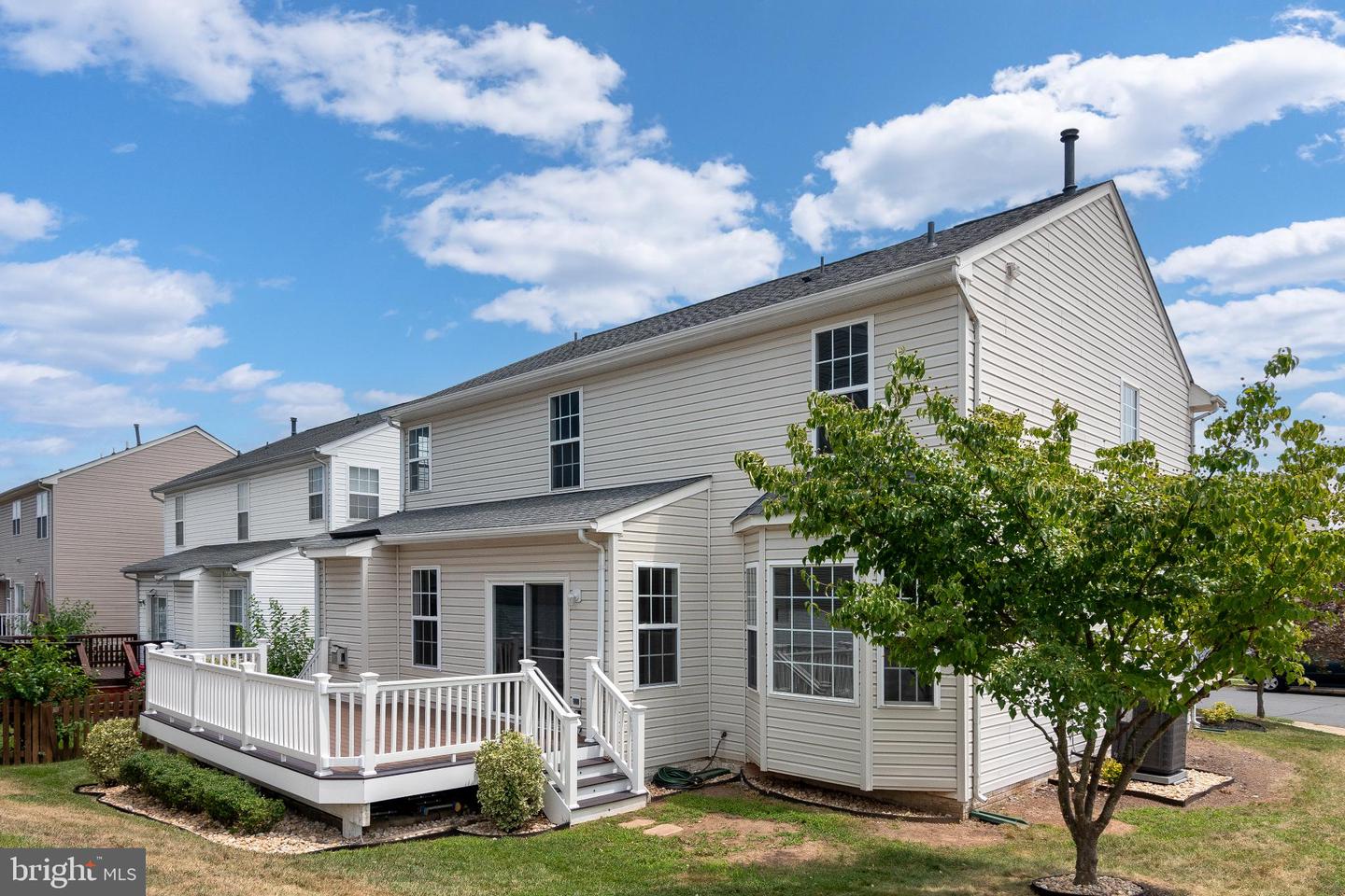 322 WHIPP DR SE, LEESBURG, Virginia 20175, 4 Bedrooms Bedrooms, 14 Rooms Rooms,3 BathroomsBathrooms,Residential,For sale,322 WHIPP DR SE,VALO2104094 MLS # VALO2104094