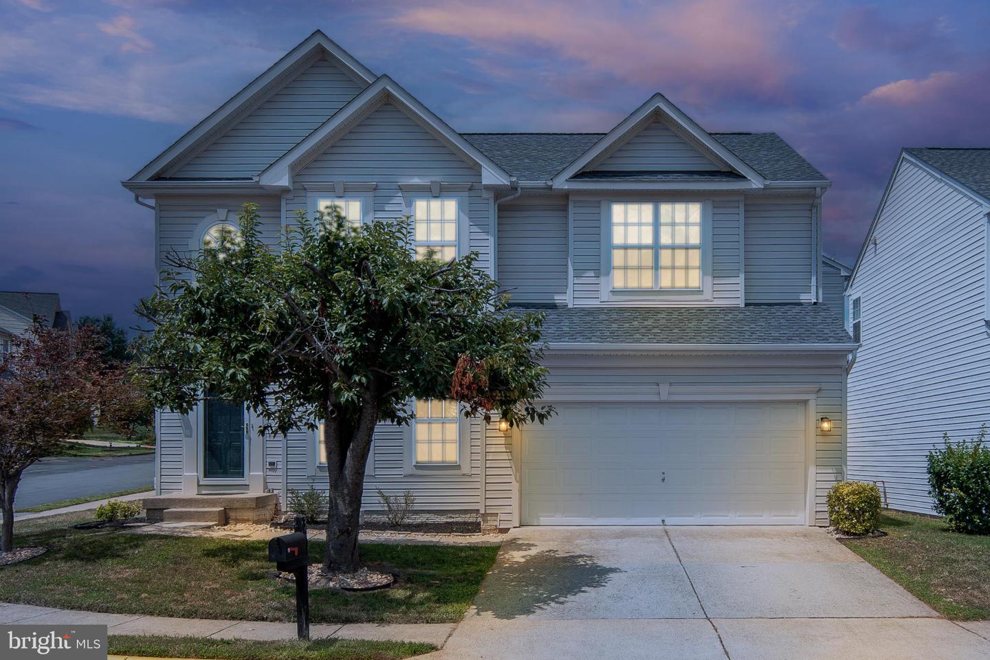 322 WHIPP DR SE, LEESBURG, Virginia 20175, 4 Bedrooms Bedrooms, 14 Rooms Rooms,3 BathroomsBathrooms,Residential,For sale,322 WHIPP DR SE,VALO2104094 MLS # VALO2104094