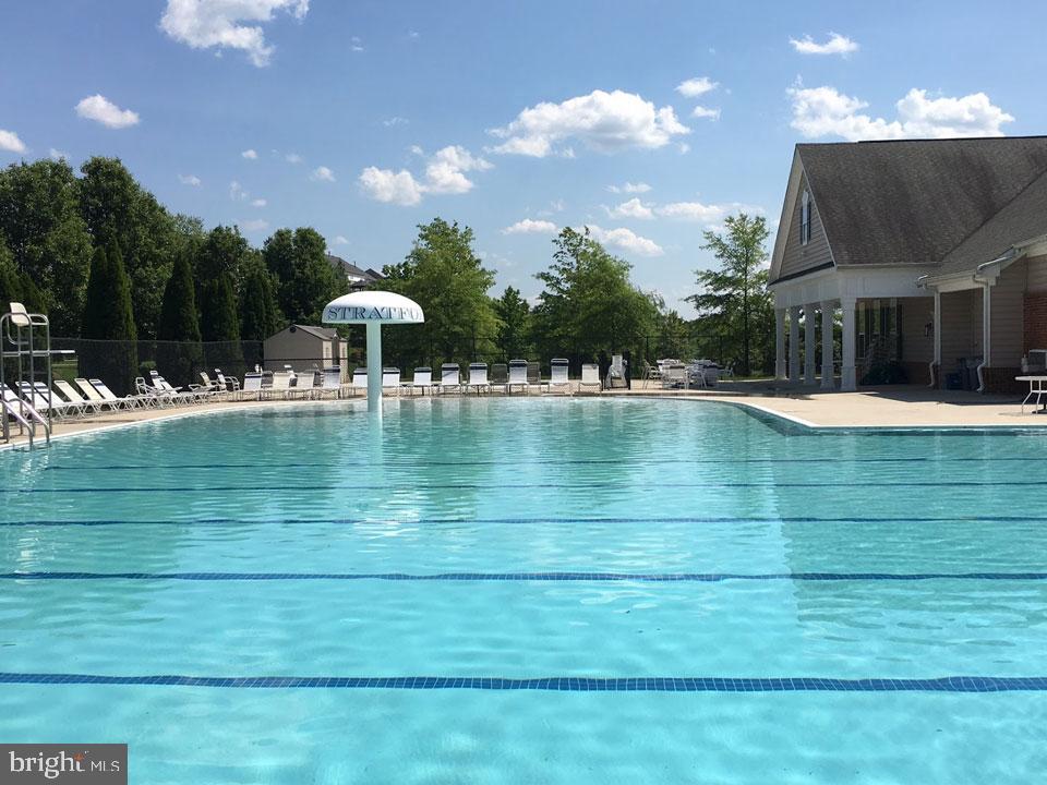 322 WHIPP DR SE, LEESBURG, Virginia 20175, 4 Bedrooms Bedrooms, 14 Rooms Rooms,3 BathroomsBathrooms,Residential,For sale,322 WHIPP DR SE,VALO2104094 MLS # VALO2104094