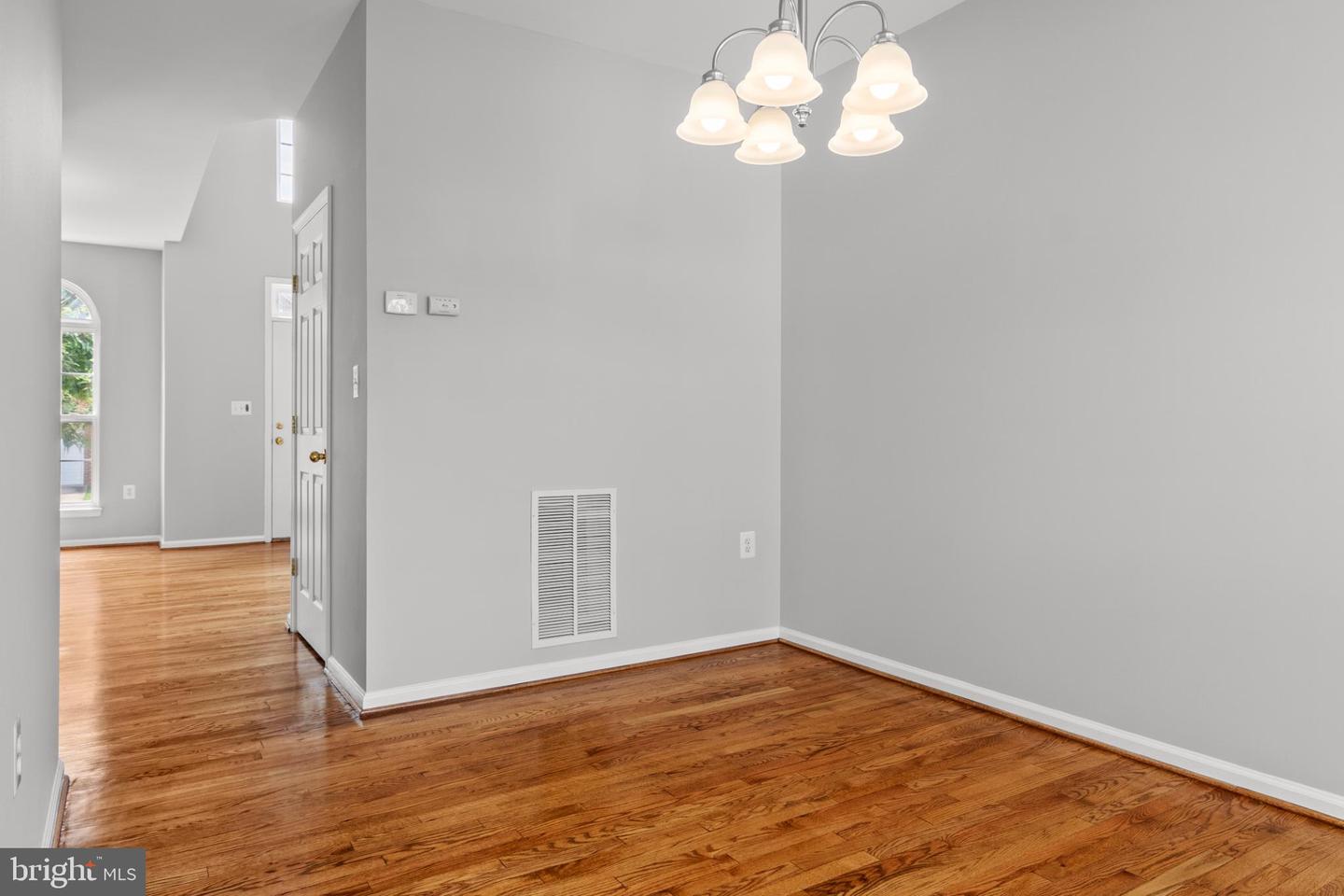 322 WHIPP DR SE, LEESBURG, Virginia 20175, 4 Bedrooms Bedrooms, 14 Rooms Rooms,3 BathroomsBathrooms,Residential,For sale,322 WHIPP DR SE,VALO2104094 MLS # VALO2104094