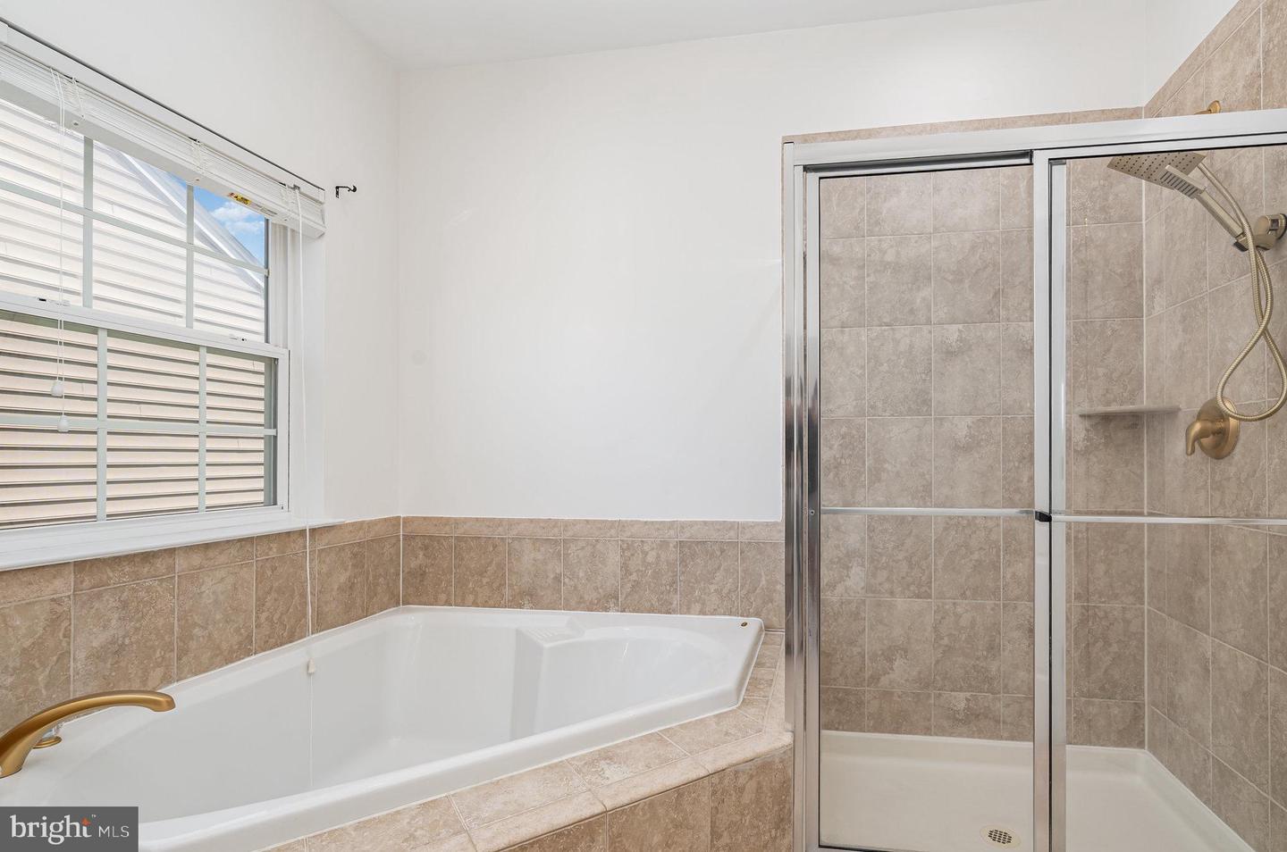 43168 NIKOS ST, LEESBURG, Virginia 20176, 5 Bedrooms Bedrooms, ,3 BathroomsBathrooms,Residential,For sale,43168 NIKOS ST,VALO2104106 MLS # VALO2104106