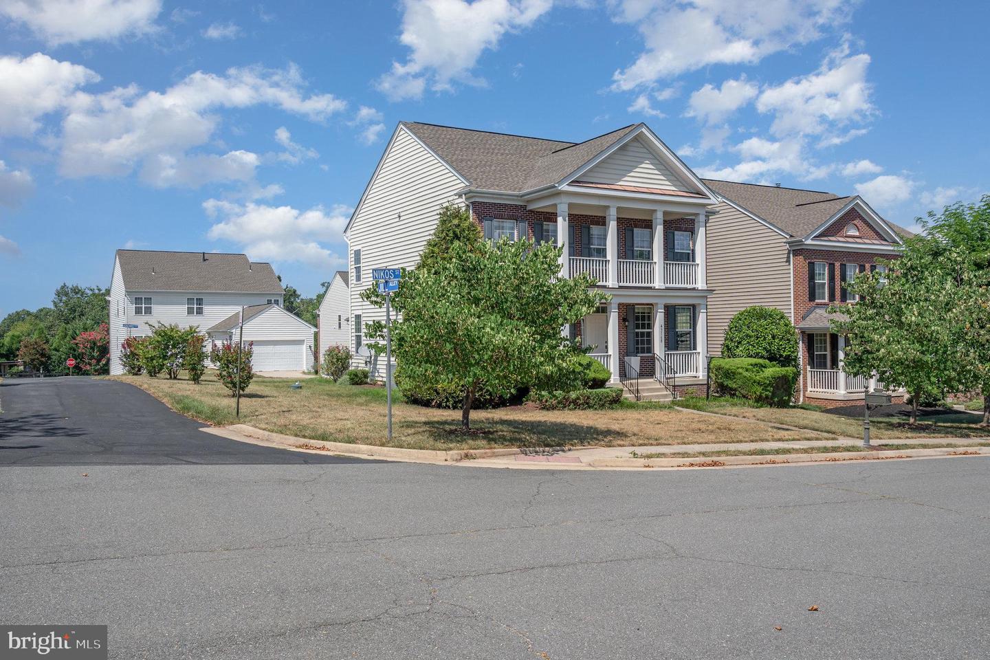 43168 NIKOS ST, LEESBURG, Virginia 20176, 5 Bedrooms Bedrooms, ,3 BathroomsBathrooms,Residential,For sale,43168 NIKOS ST,VALO2104106 MLS # VALO2104106