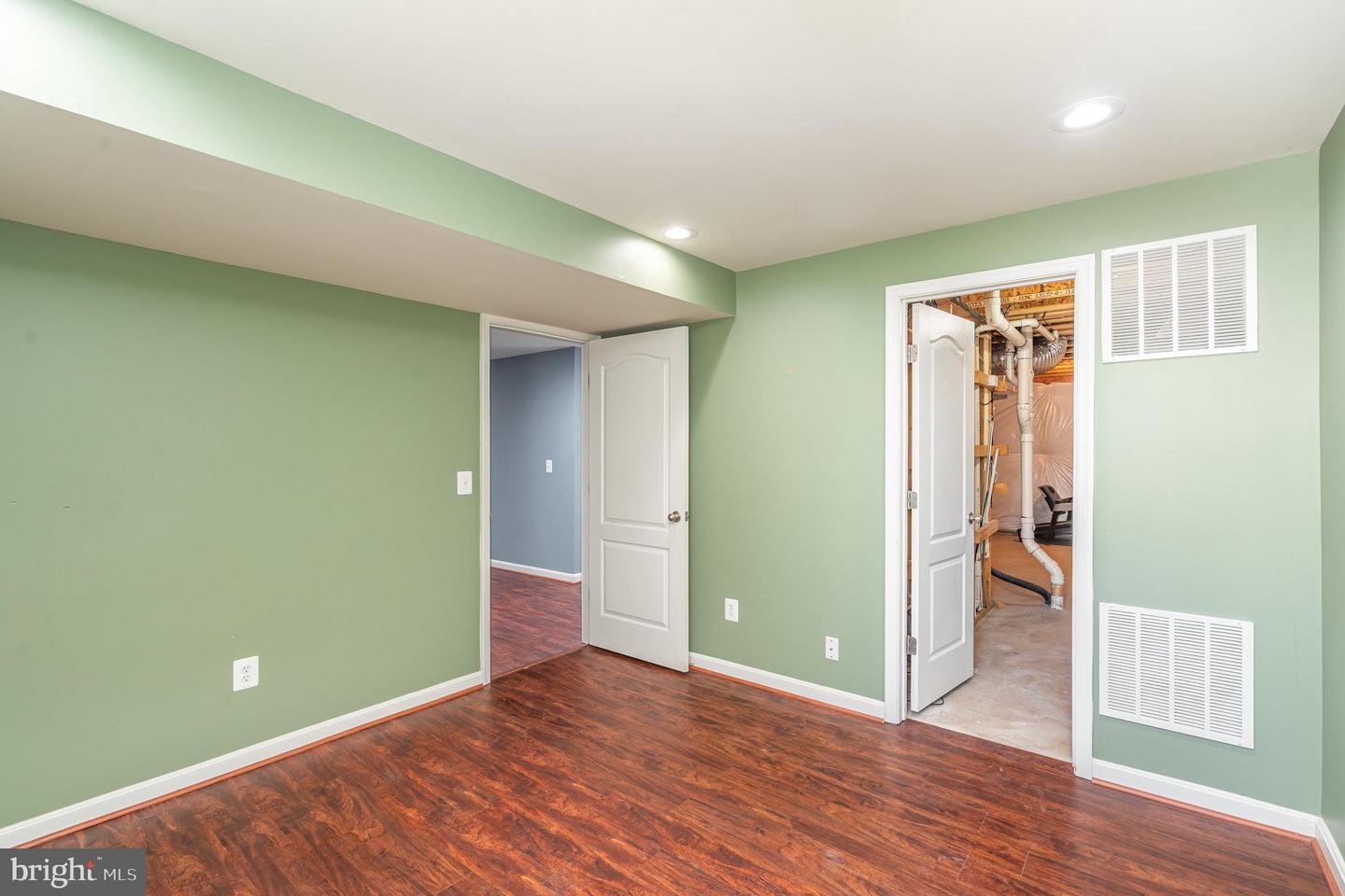 43168 NIKOS ST, LEESBURG, Virginia 20176, 5 Bedrooms Bedrooms, ,3 BathroomsBathrooms,Residential,For sale,43168 NIKOS ST,VALO2104106 MLS # VALO2104106
