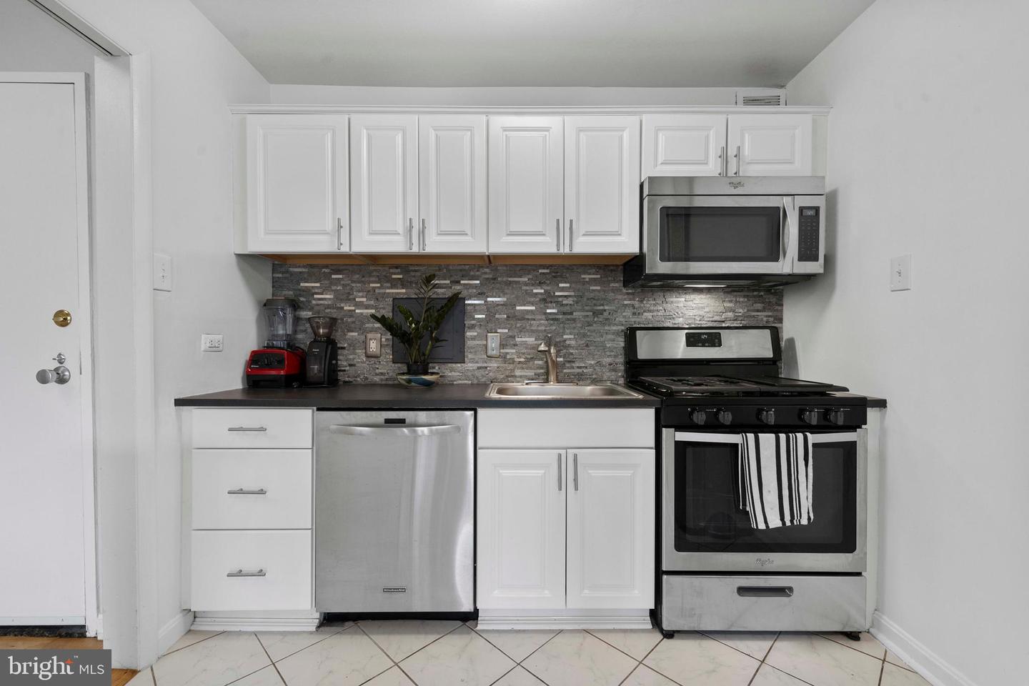 4501 ARLINGTON BLVD #408, ARLINGTON, Virginia 22203, 2 Bedrooms Bedrooms, ,1 BathroomBathrooms,Residential,For sale,4501 ARLINGTON BLVD #408,VAAR2062008 MLS # VAAR2062008