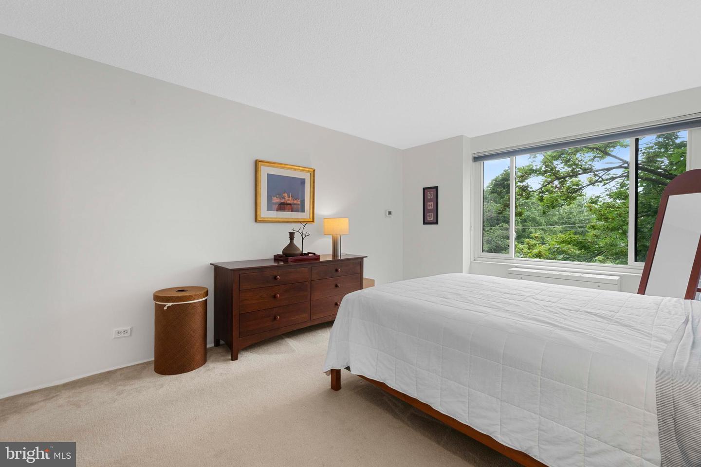 4501 ARLINGTON BLVD #408, ARLINGTON, Virginia 22203, 2 Bedrooms Bedrooms, ,1 BathroomBathrooms,Residential,For sale,4501 ARLINGTON BLVD #408,VAAR2062008 MLS # VAAR2062008