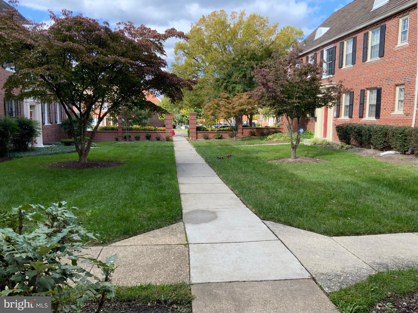2008 FORT DAVIS ST SE #301, WASHINGTON, District Of Columbia 20020, 2 Bedrooms Bedrooms, ,1 BathroomBathrooms,Residential,For sale,2008 FORT DAVIS ST SE #301,DCDC2214180 MLS # DCDC2214180