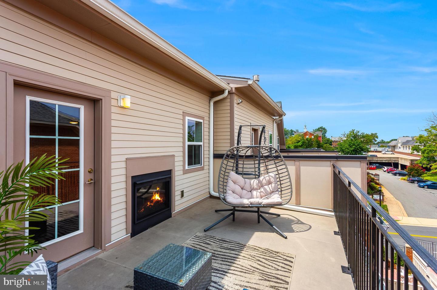 10372 SAGER AVE, FAIRFAX, Virginia 22030, 3 Bedrooms Bedrooms, ,3 BathroomsBathrooms,Residential,For sale,10372 SAGER AVE,VAFC2006752 MLS # VAFC2006752