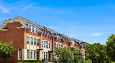 10372 SAGER AVE, FAIRFAX, Virginia 22030, 3 Bedrooms Bedrooms, ,3 BathroomsBathrooms,Residential,For sale,10372 SAGER AVE,VAFC2006752 MLS # VAFC2006752