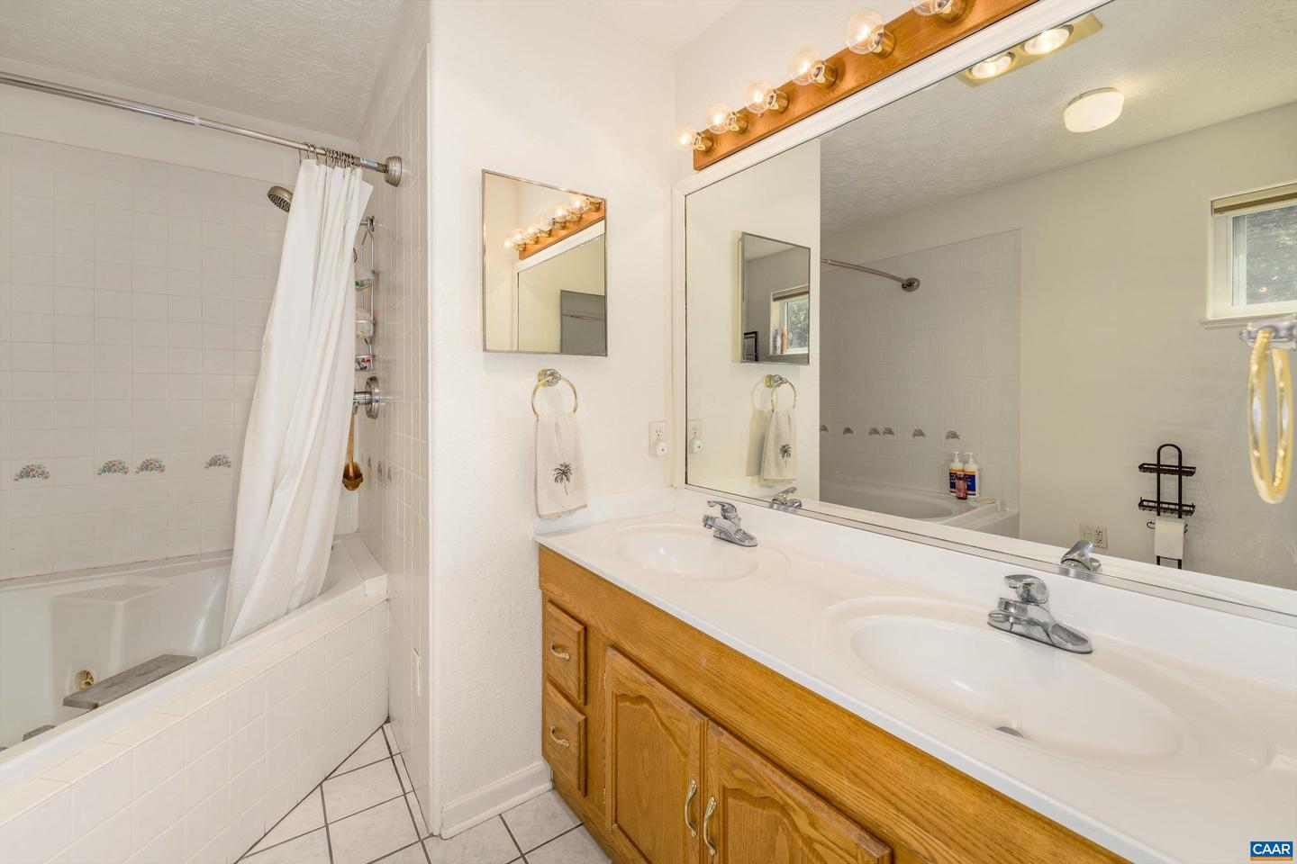 15365 MADISON RUN RD, GORDONSVILLE, Virginia 22942, 3 Bedrooms Bedrooms, ,3 BathroomsBathrooms,Residential,For sale,15365 MADISON RUN RD,667599 MLS # 667599