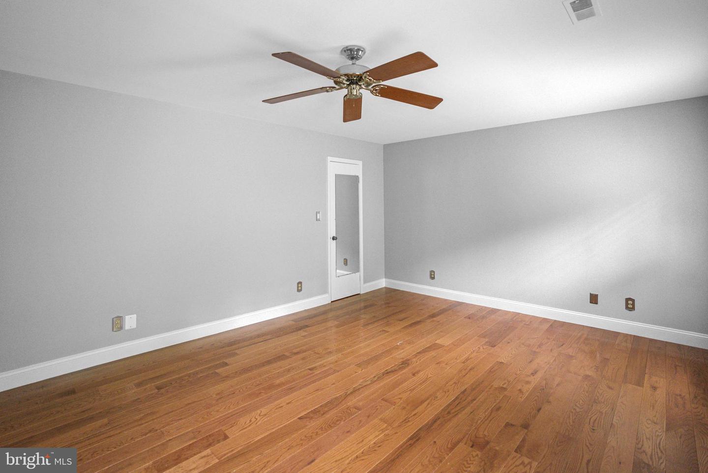 10 SENECA TER, FREDERICKSBURG, Virginia 22401, 7 Bedrooms Bedrooms, ,3 BathroomsBathrooms,Residential,For sale,10 SENECA TER,VAFB2008728 MLS # VAFB2008728