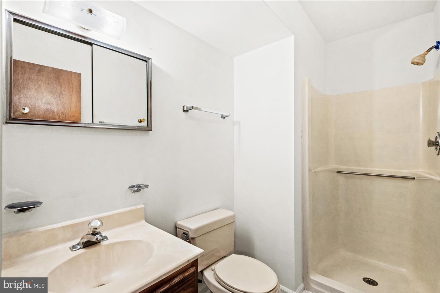 12224 LADYSMITH RD, WOODFORD, Virginia 22580, 3 Bedrooms Bedrooms, ,2 BathroomsBathrooms,Residential,For sale,12224 LADYSMITH RD,VACV2008652 MLS # VACV2008652