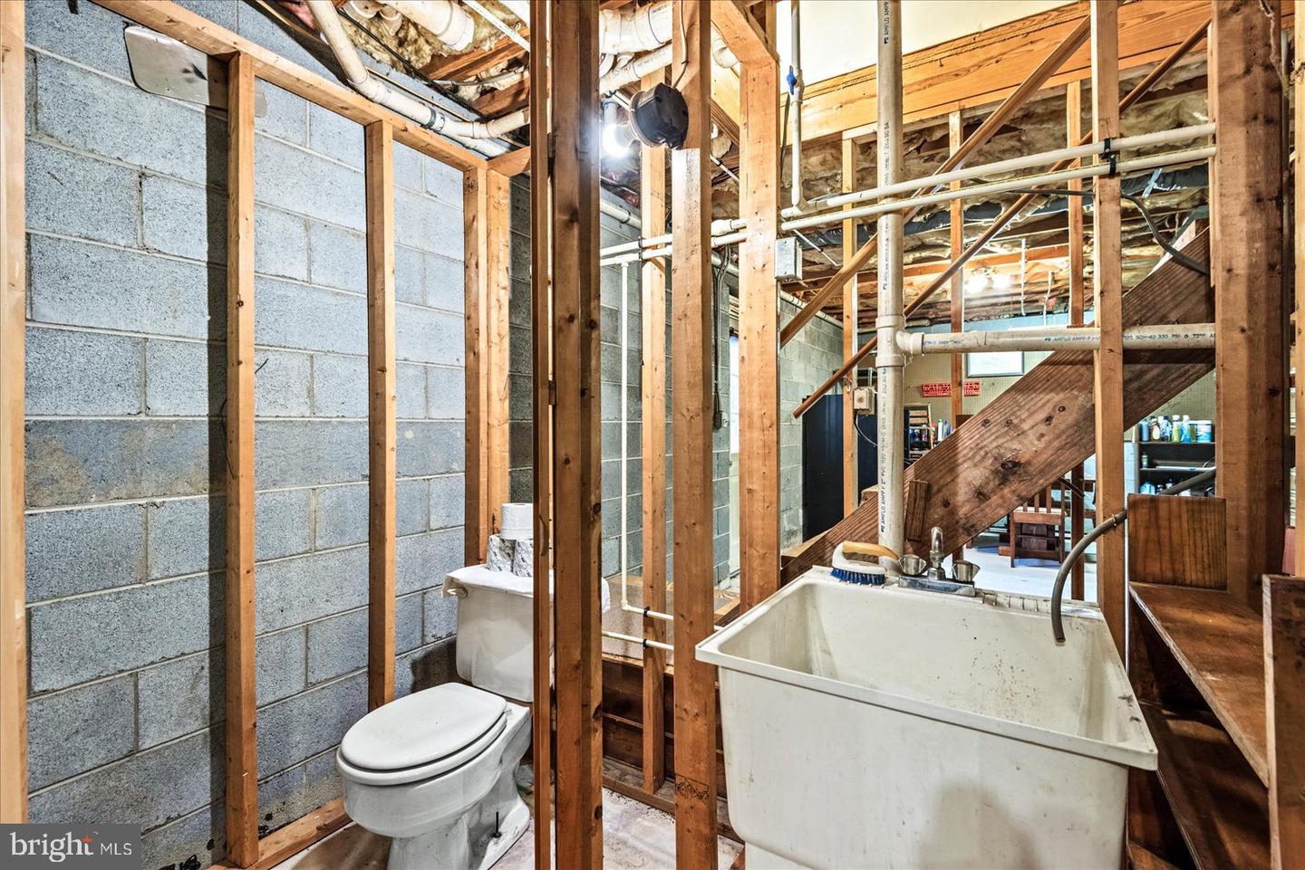 12224 LADYSMITH RD, WOODFORD, Virginia 22580, 3 Bedrooms Bedrooms, ,2 BathroomsBathrooms,Residential,For sale,12224 LADYSMITH RD,VACV2008652 MLS # VACV2008652