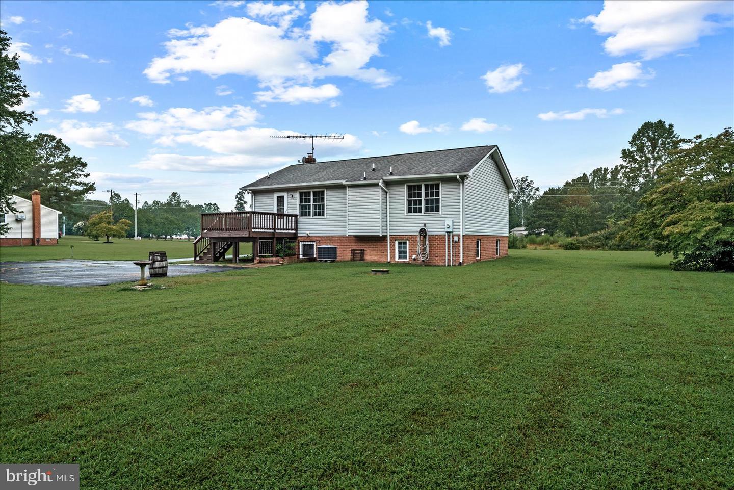 12224 LADYSMITH RD, WOODFORD, Virginia 22580, 3 Bedrooms Bedrooms, ,2 BathroomsBathrooms,Residential,For sale,12224 LADYSMITH RD,VACV2008652 MLS # VACV2008652