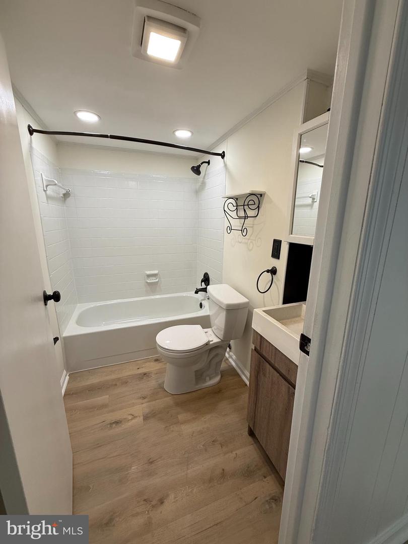 330 ALBANY ST, FREDERICKSBURG, Virginia 22407, 3 Bedrooms Bedrooms, ,2 BathroomsBathrooms,Residential,For sale,330 ALBANY ST,VASP2035298 MLS # VASP2035298