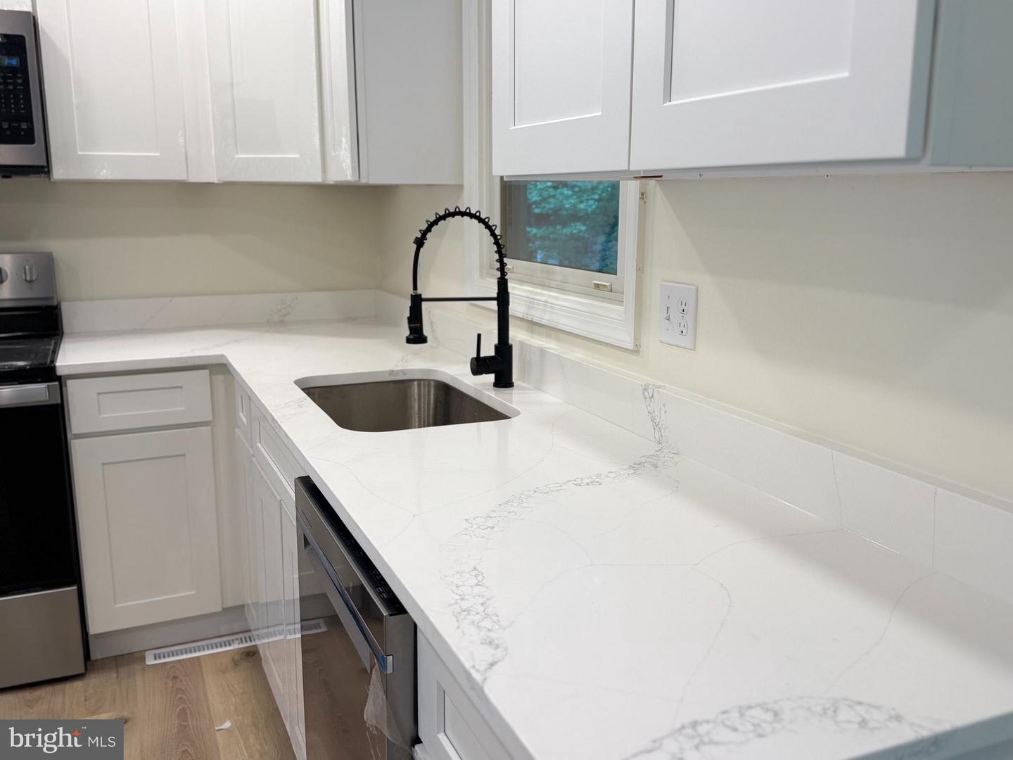 330 ALBANY ST, FREDERICKSBURG, Virginia 22407, 3 Bedrooms Bedrooms, ,2 BathroomsBathrooms,Residential,For sale,330 ALBANY ST,VASP2035298 MLS # VASP2035298