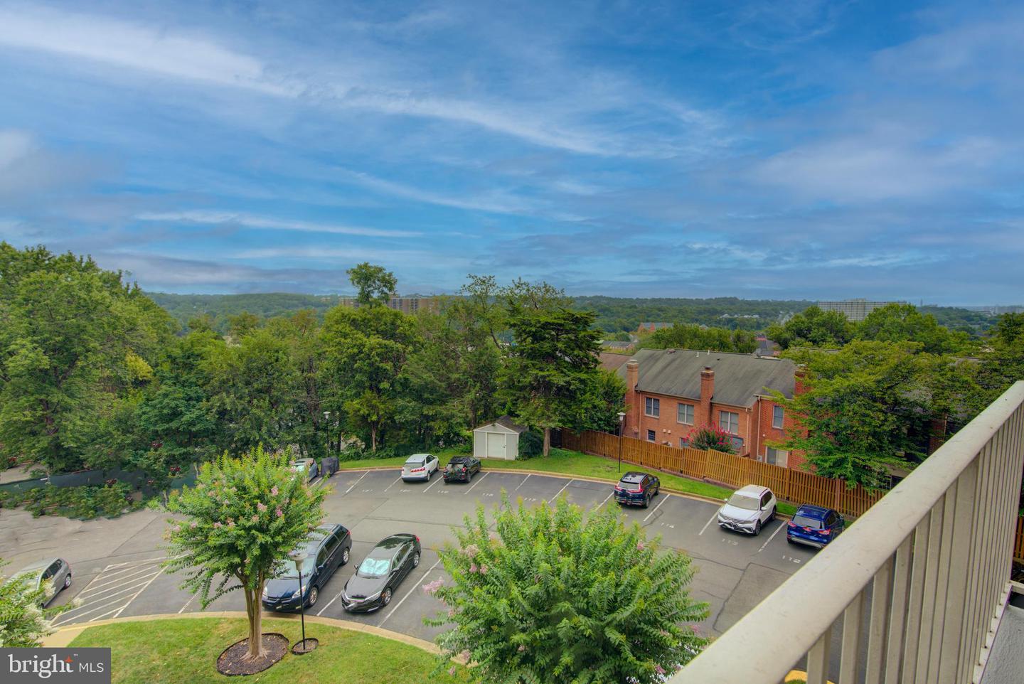 5250 VALLEY FORGE DR #407, ALEXANDRIA, Virginia 22304, 3 Bedrooms Bedrooms, ,2 BathroomsBathrooms,Residential,For sale,5250 VALLEY FORGE DR #407,VAAX2048340 MLS # VAAX2048340