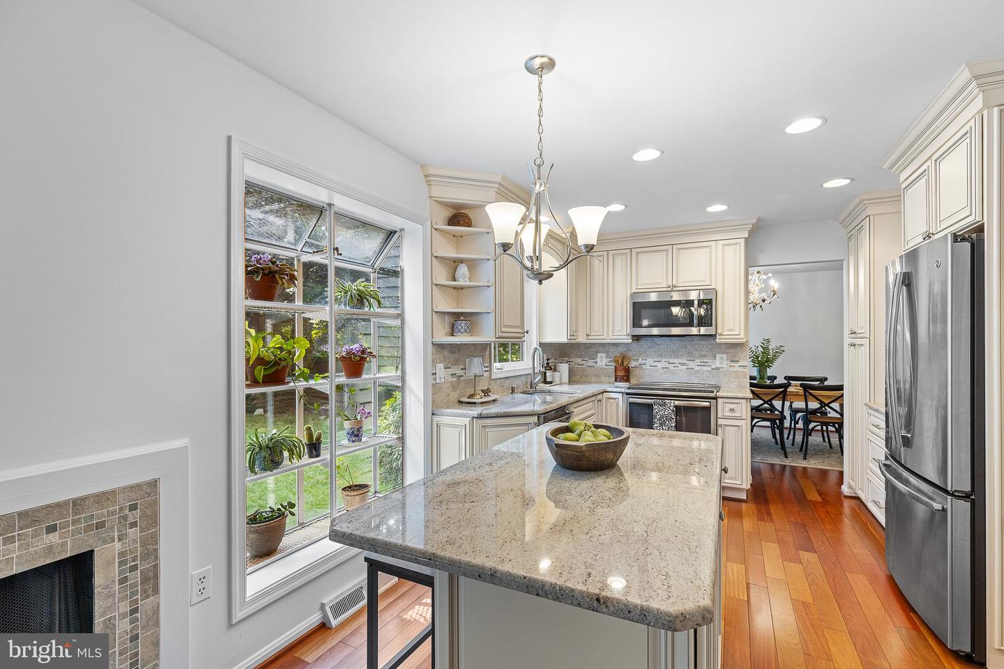 6237 WILMETTE DR, BURKE, Virginia 22015, 4 Bedrooms Bedrooms, ,3 BathroomsBathrooms,Residential,For sale,6237 WILMETTE DR,VAFX2259960 MLS # VAFX2259960