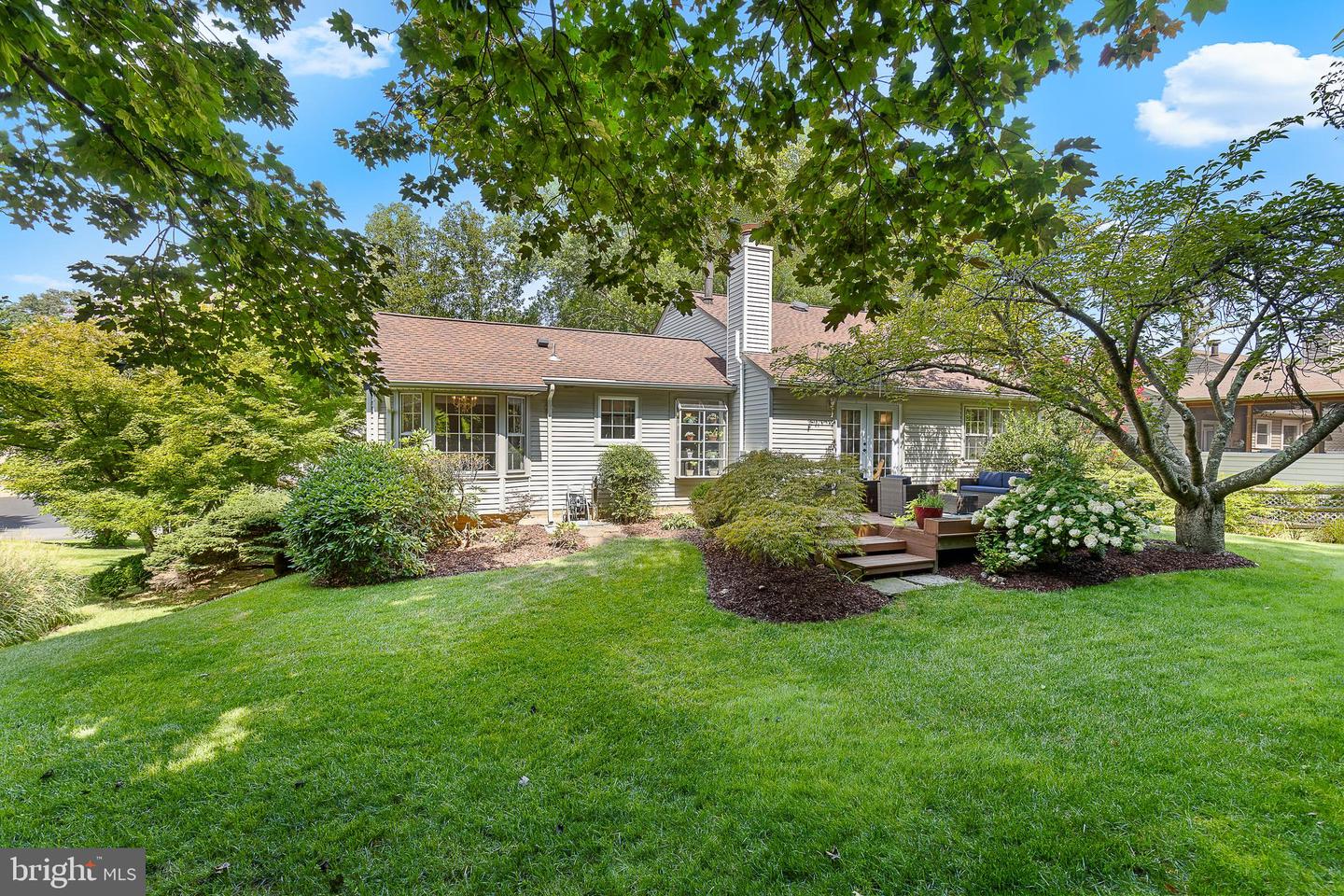 6237 WILMETTE DR, BURKE, Virginia 22015, 4 Bedrooms Bedrooms, ,3 BathroomsBathrooms,Residential,For sale,6237 WILMETTE DR,VAFX2259960 MLS # VAFX2259960