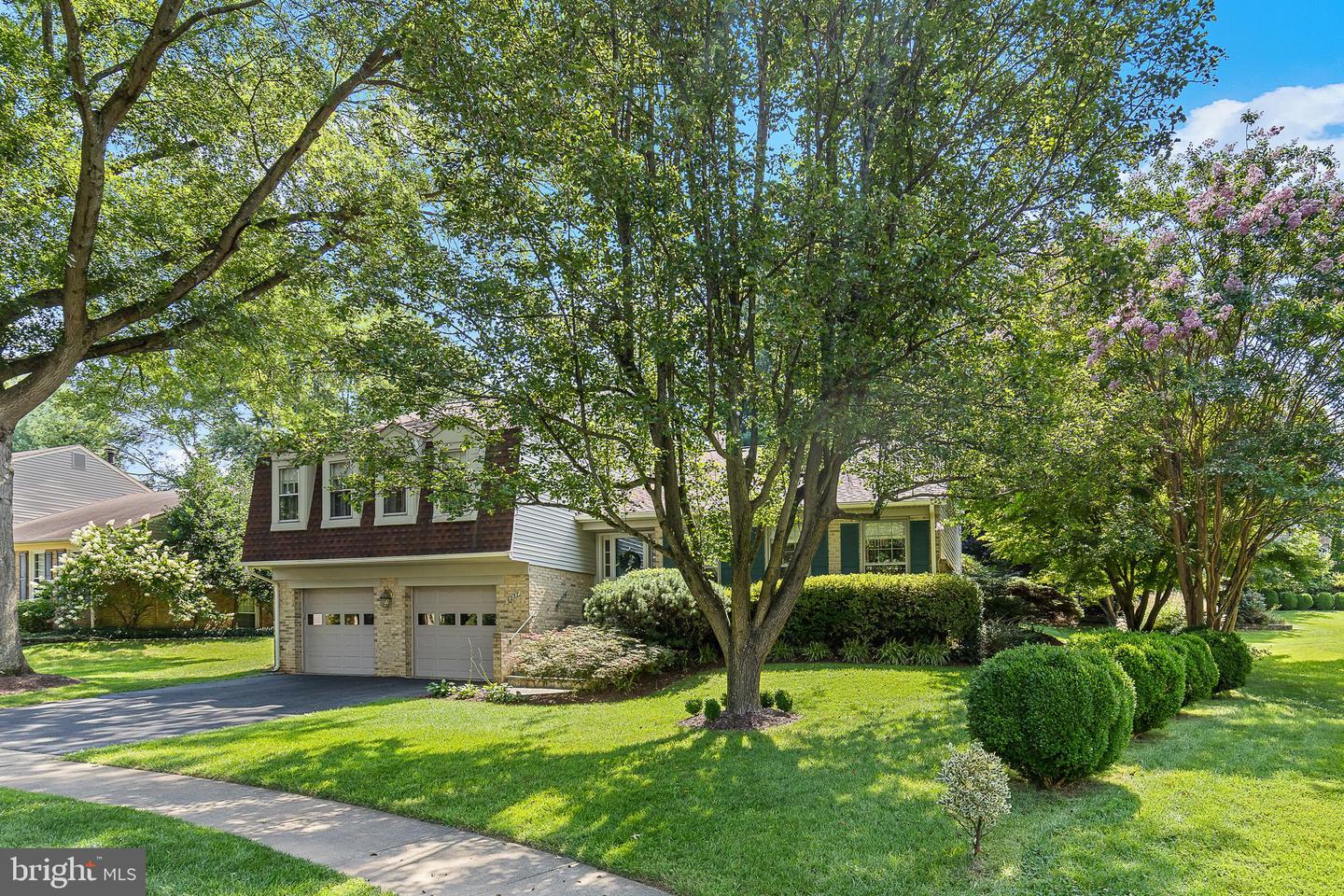 6237 WILMETTE DR, BURKE, Virginia 22015, 4 Bedrooms Bedrooms, ,3 BathroomsBathrooms,Residential,For sale,6237 WILMETTE DR,VAFX2259960 MLS # VAFX2259960