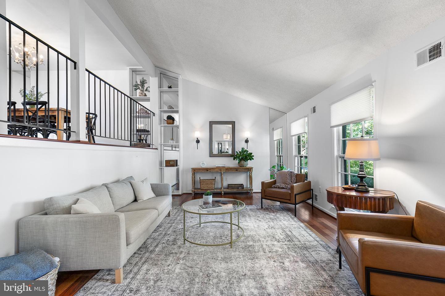 6237 WILMETTE DR, BURKE, Virginia 22015, 4 Bedrooms Bedrooms, ,3 BathroomsBathrooms,Residential,For sale,6237 WILMETTE DR,VAFX2259960 MLS # VAFX2259960