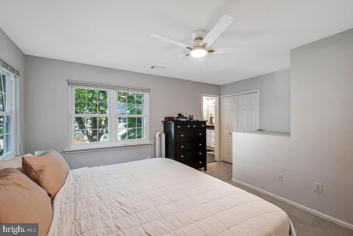 10117 SCHOOLHOUSE WOODS CT, BURKE, Virginia 22015, 4 Bedrooms Bedrooms, ,2 BathroomsBathrooms,Residential,For sale,10117 SCHOOLHOUSE WOODS CT,VAFX2259998 MLS # VAFX2259998