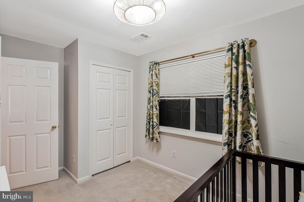 10117 SCHOOLHOUSE WOODS CT, BURKE, Virginia 22015, 4 Bedrooms Bedrooms, ,2 BathroomsBathrooms,Residential,For sale,10117 SCHOOLHOUSE WOODS CT,VAFX2259998 MLS # VAFX2259998