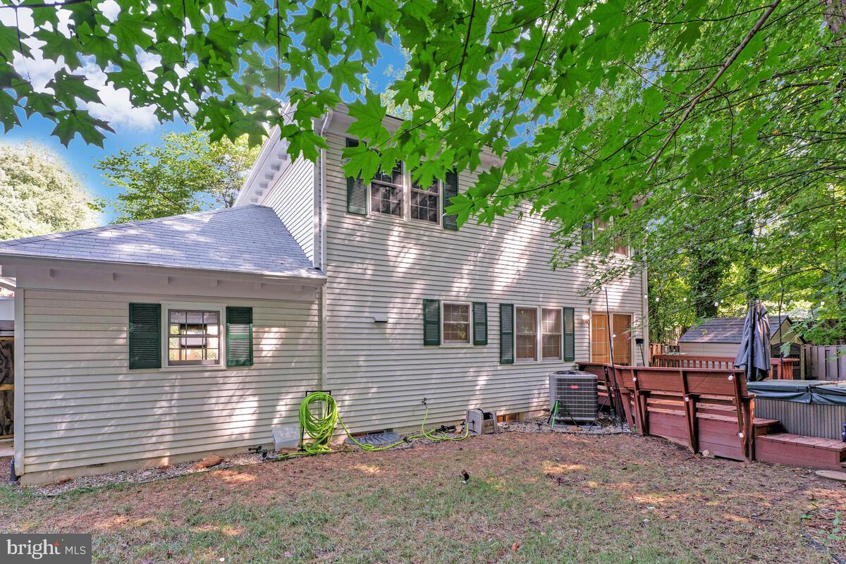 10117 SCHOOLHOUSE WOODS CT, BURKE, Virginia 22015, 4 Bedrooms Bedrooms, ,2 BathroomsBathrooms,Residential,For sale,10117 SCHOOLHOUSE WOODS CT,VAFX2259998 MLS # VAFX2259998