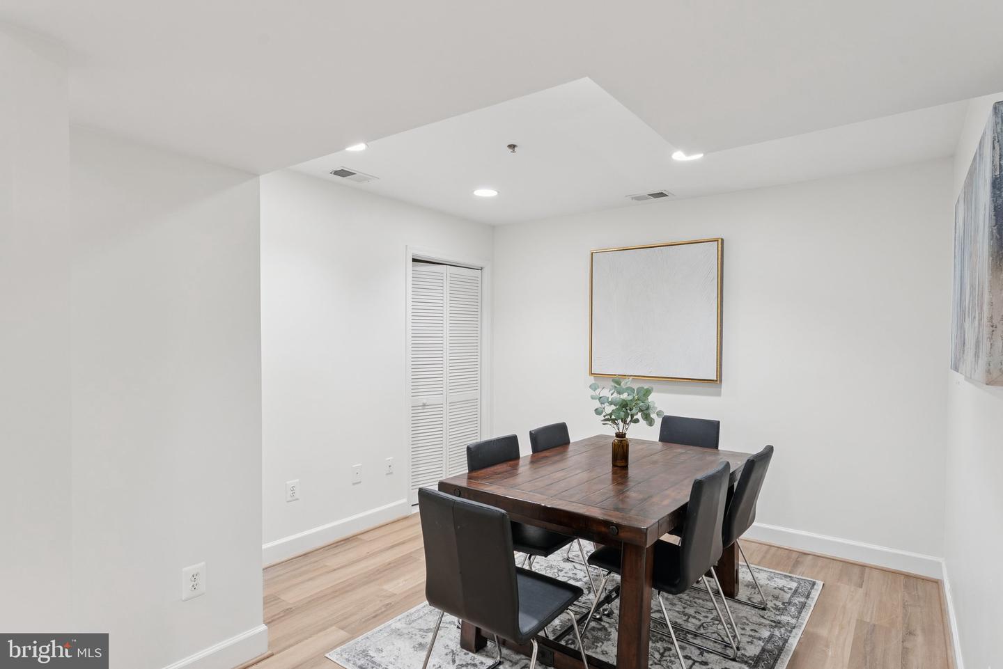 610 BASHFORD LN #1301, ALEXANDRIA, Virginia 22314, 1 Bedroom Bedrooms, ,1 BathroomBathrooms,Residential,For sale,610 BASHFORD LN #1301,VAAX2048350 MLS # VAAX2048350