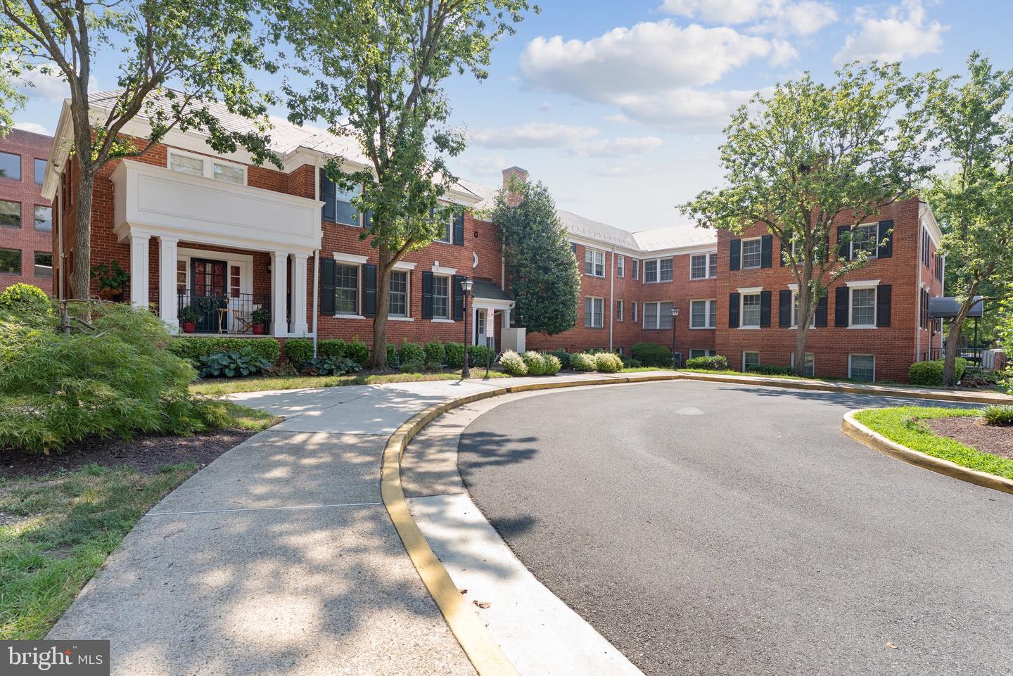 610 BASHFORD LN #1301, ALEXANDRIA, Virginia 22314, 1 Bedroom Bedrooms, ,1 BathroomBathrooms,Residential,For sale,610 BASHFORD LN #1301,VAAX2048350 MLS # VAAX2048350